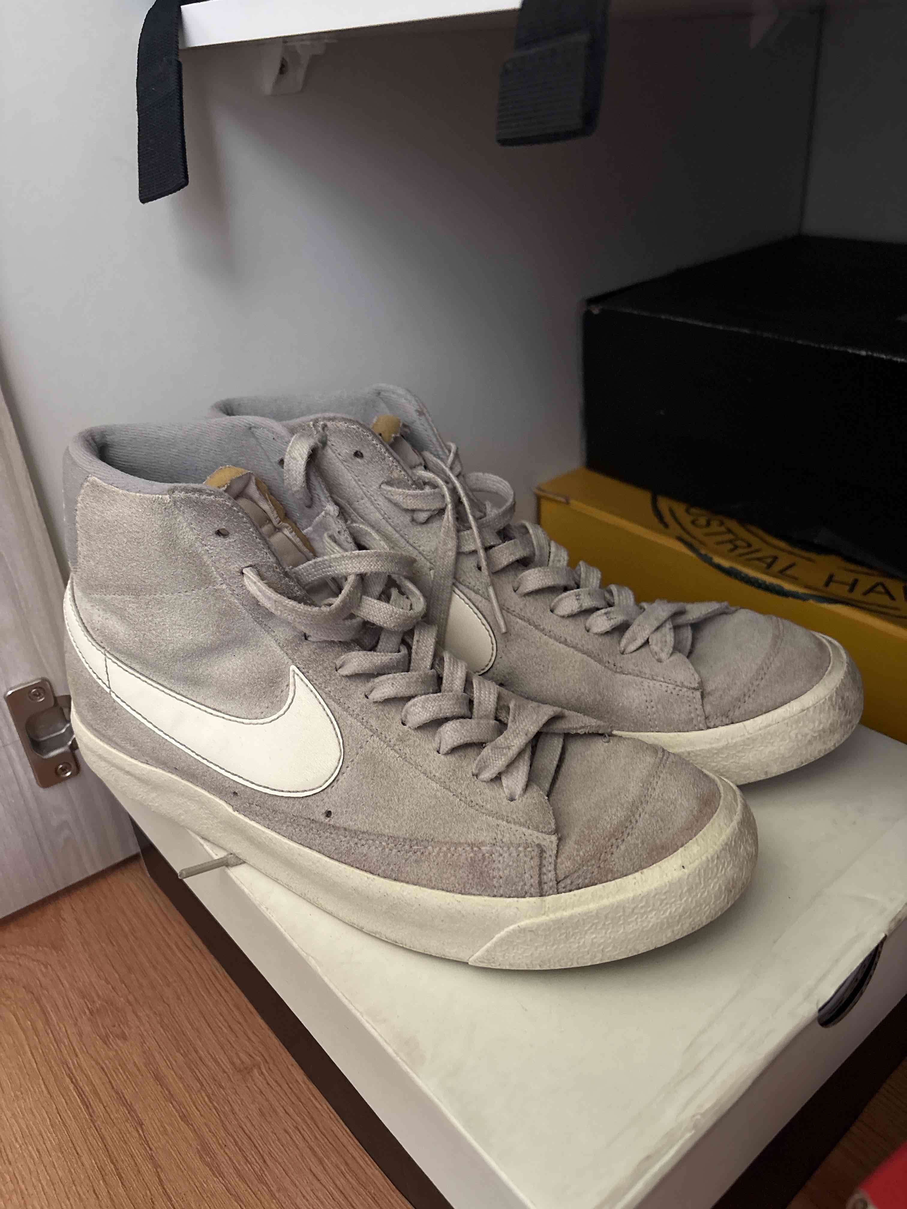 Zapatillas Nike deportivas grises - miniatura 2