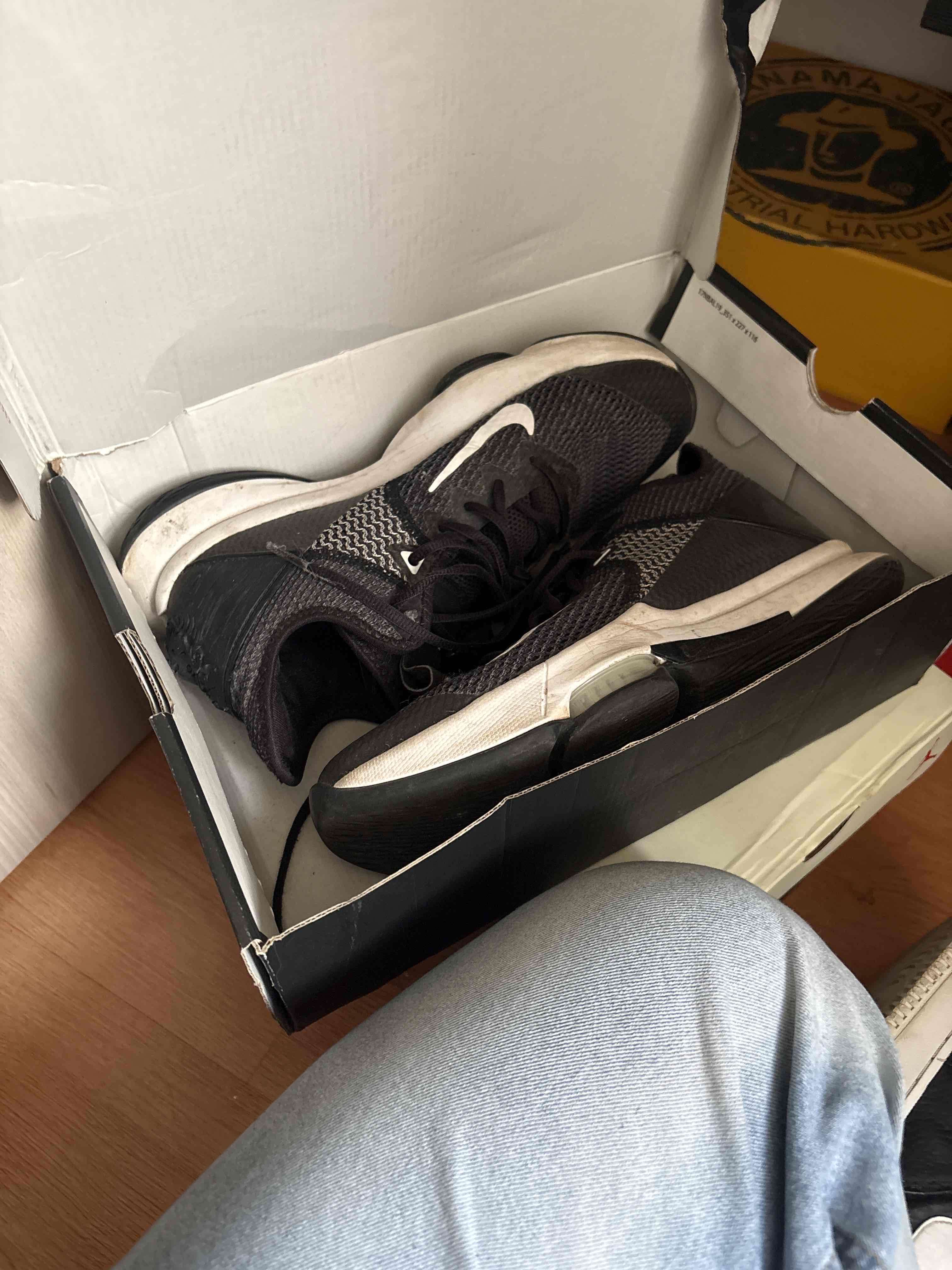 Zapatillas deportivas negras - miniatura 1