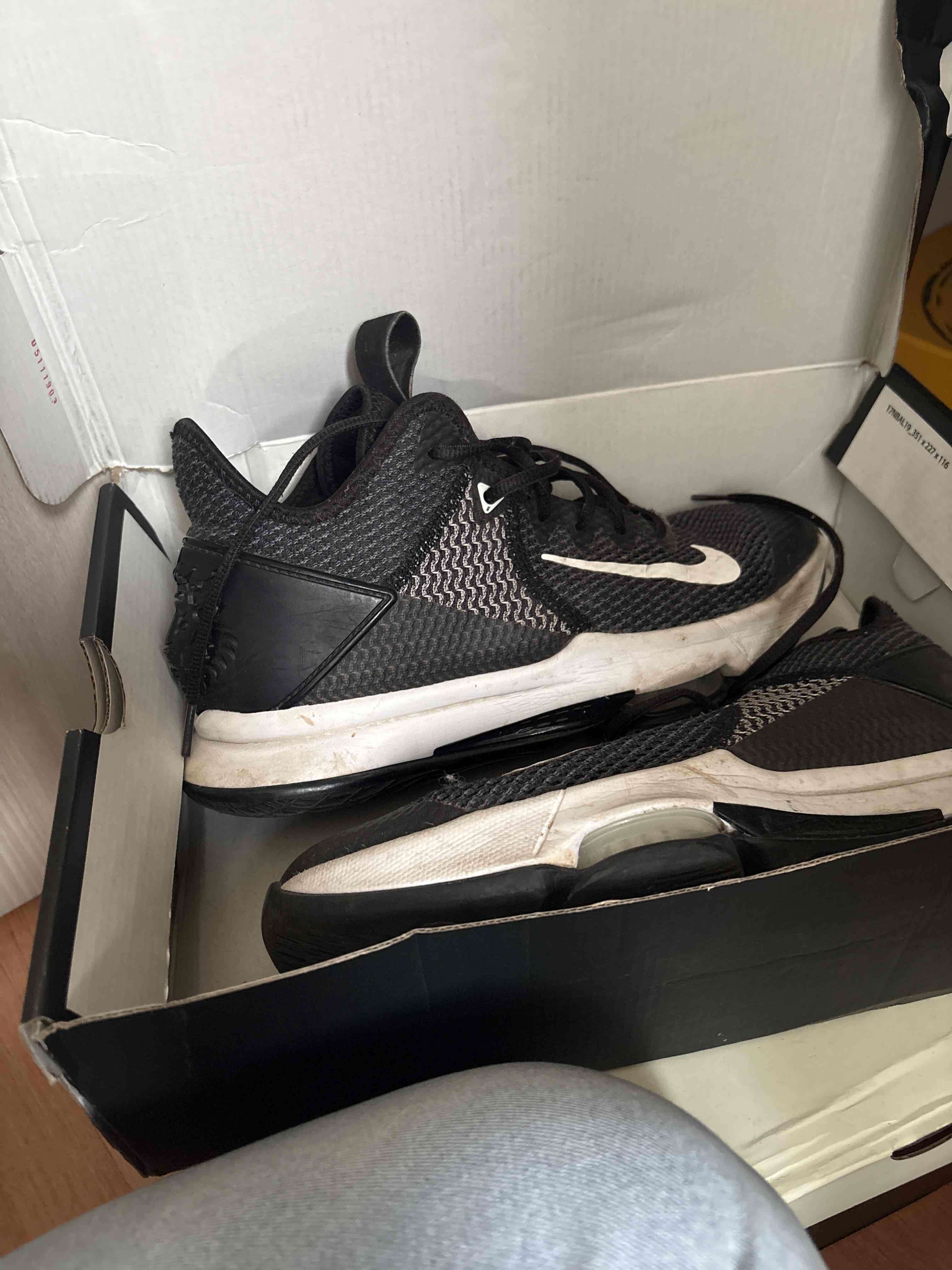 Zapatillas deportivas negras - miniatura 3