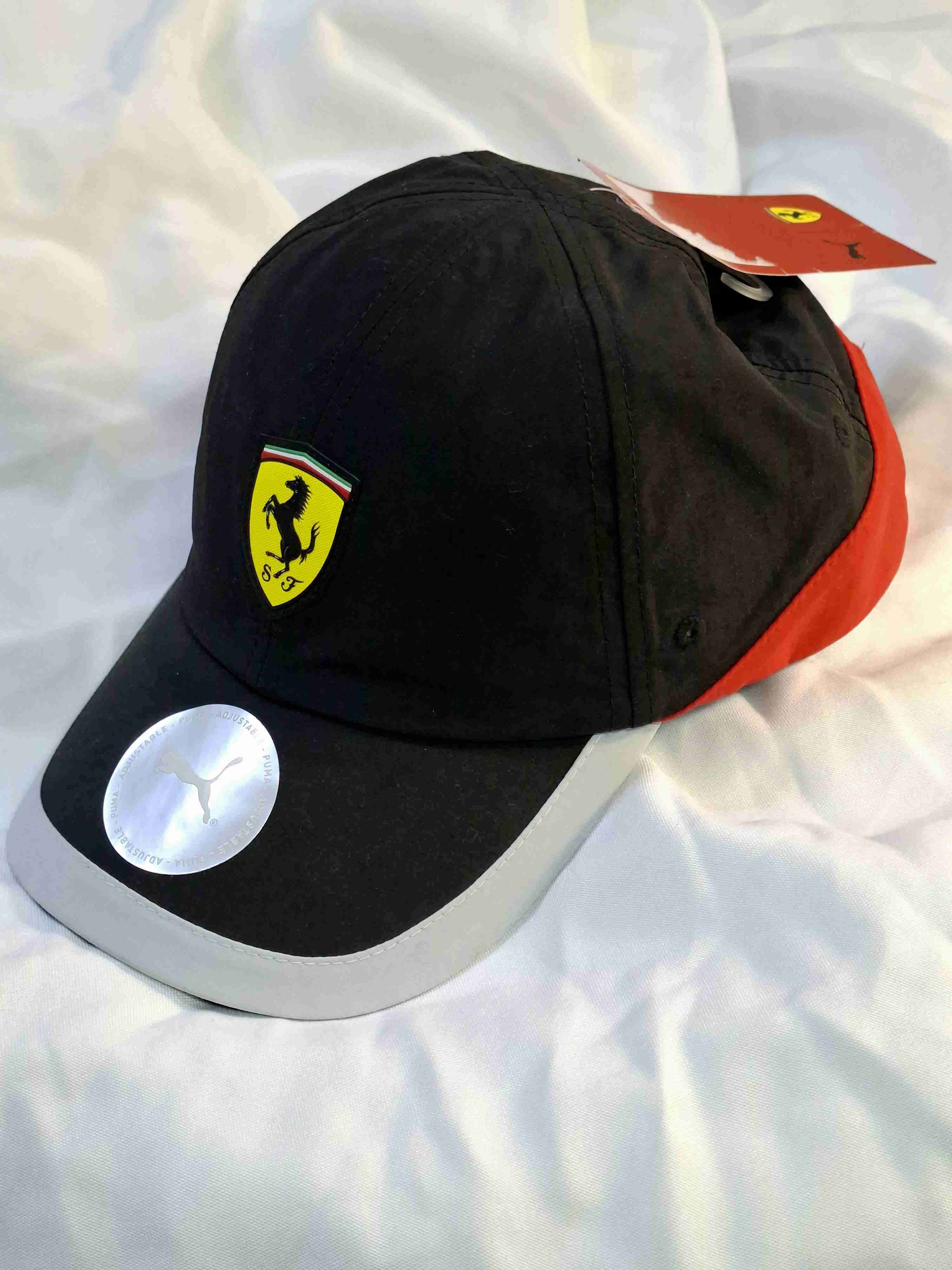 Gorra negra Ferrari logo - miniatura 3