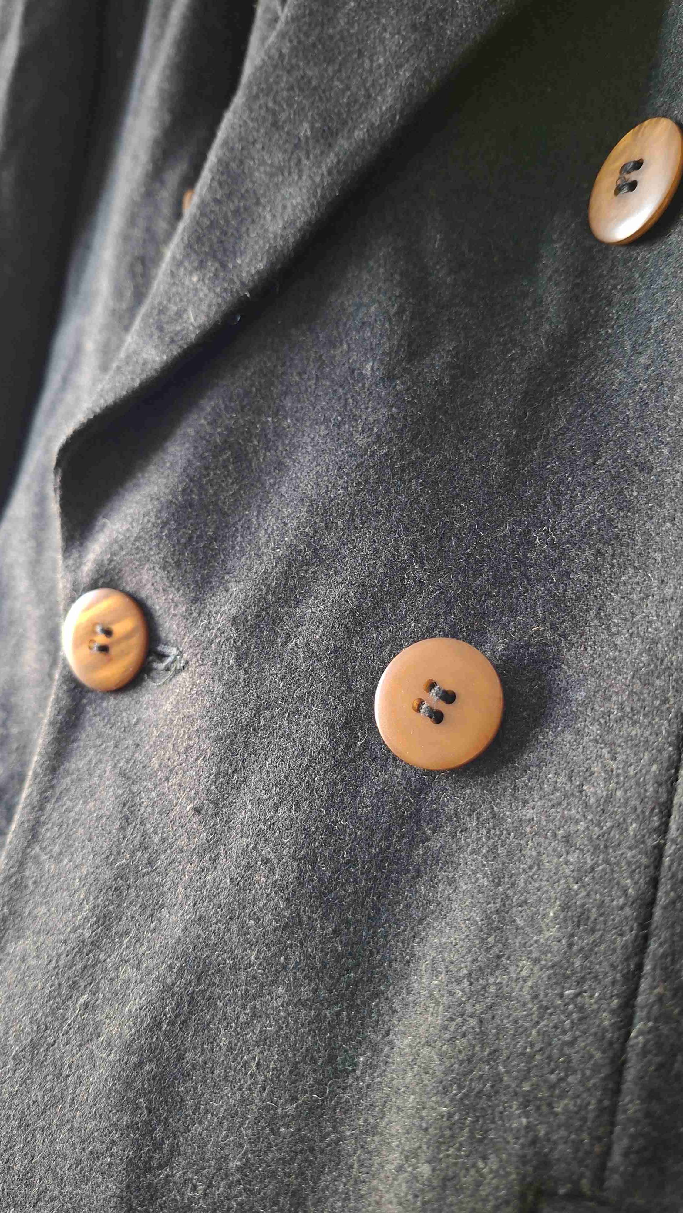 Chaqueta formal oscura - 4