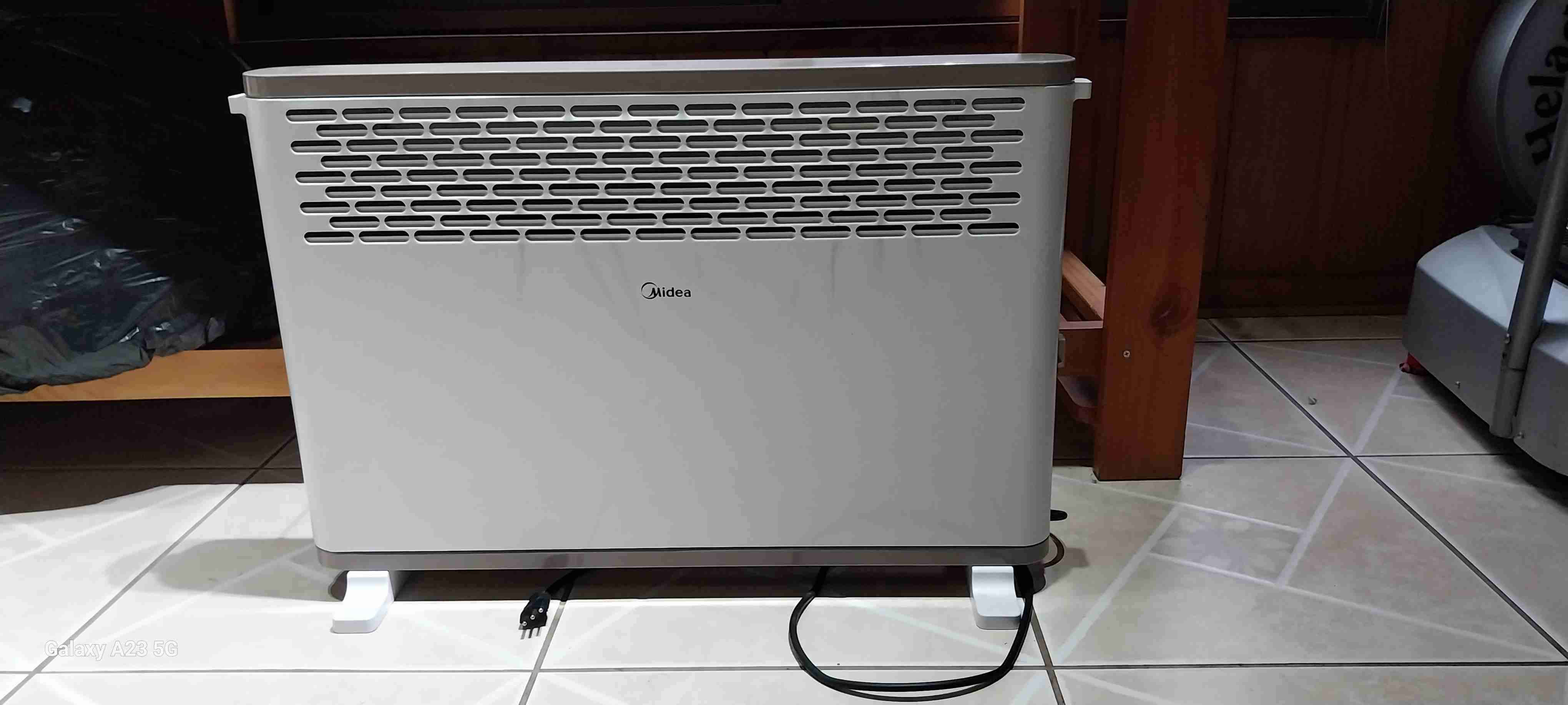 Calefactor eléctrico Midea blanco - 1