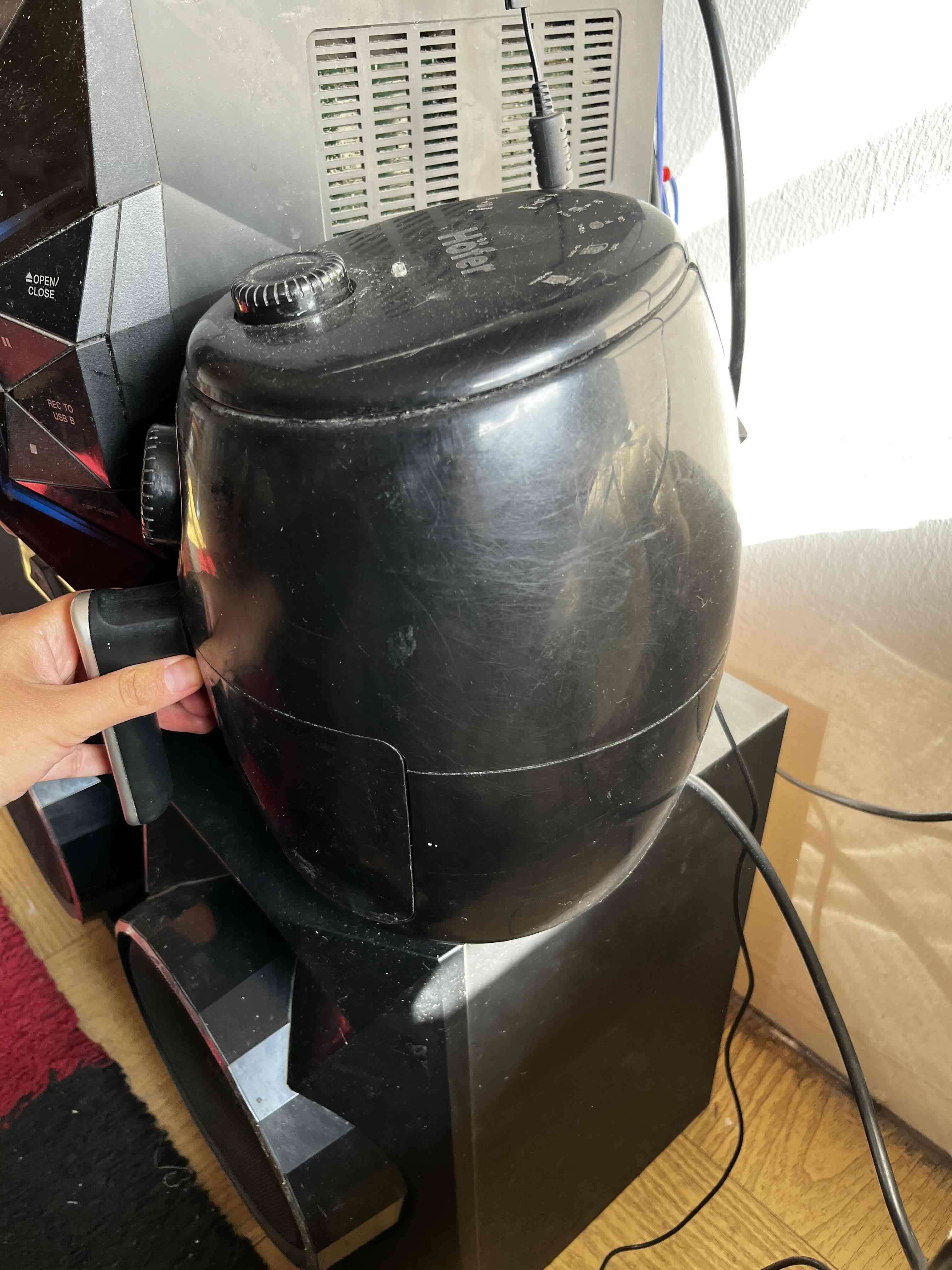 Freidora de aire negra - 1