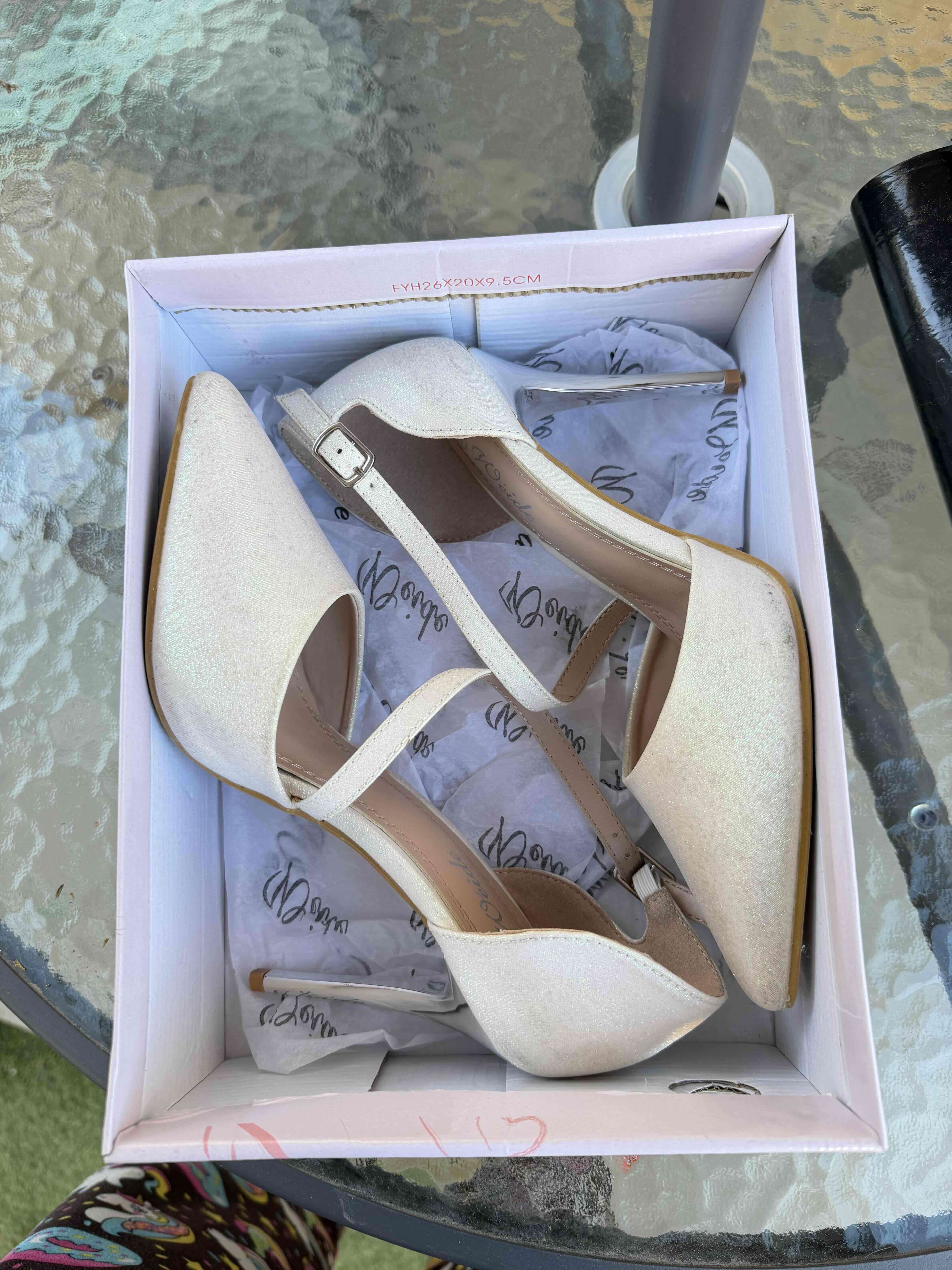 Zapatos de tacón blanco brillante - 4