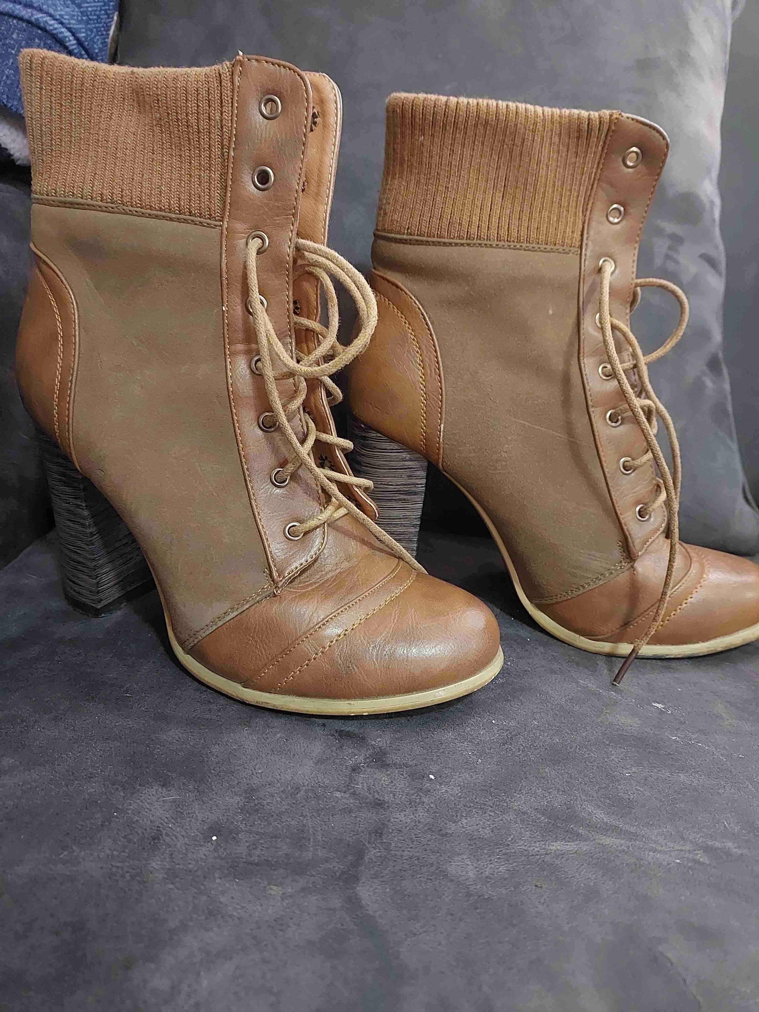 Botines de tacón marrones - 2