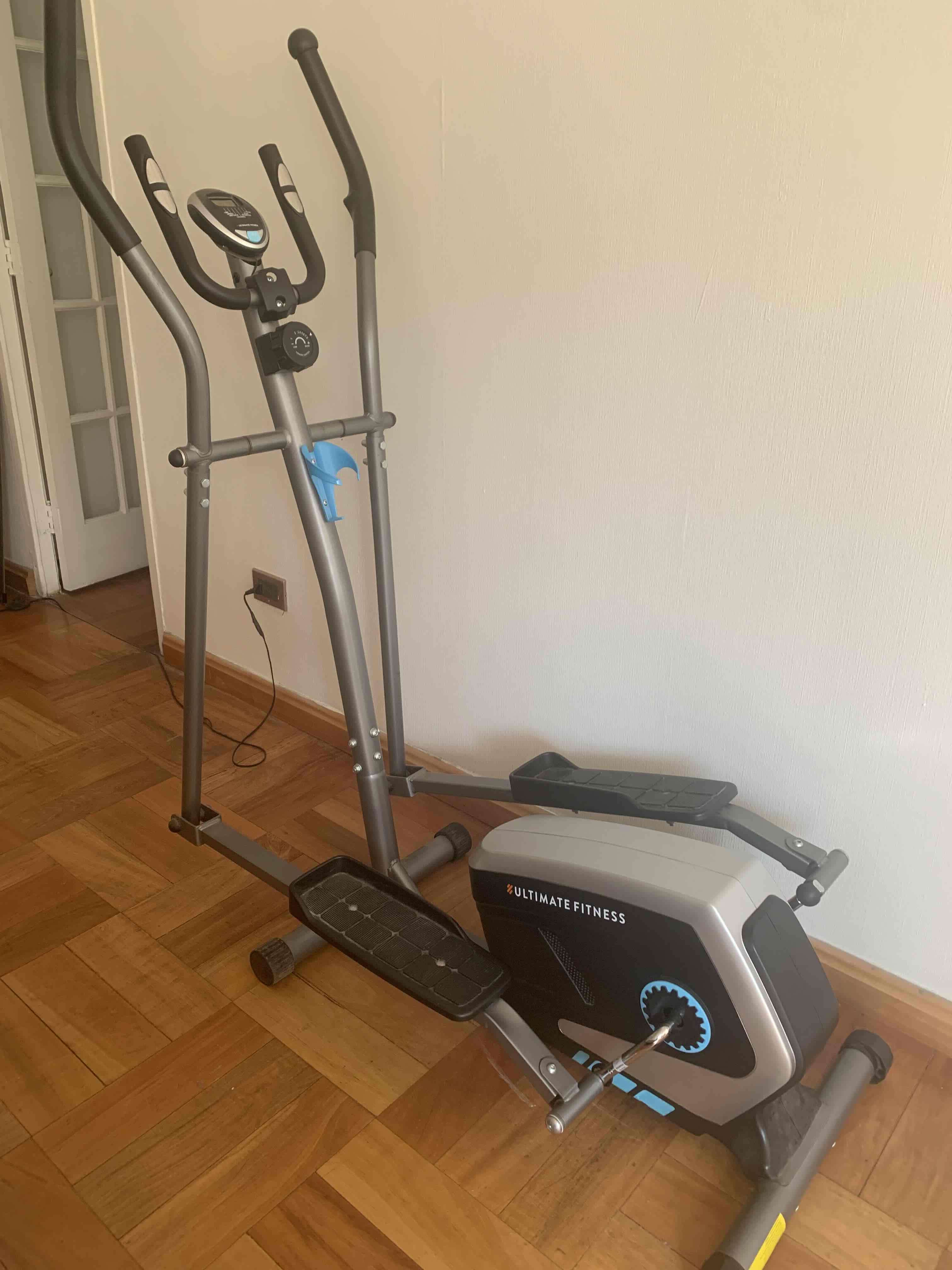 Máquina elíptica Ultimate Fitness T330 - 1