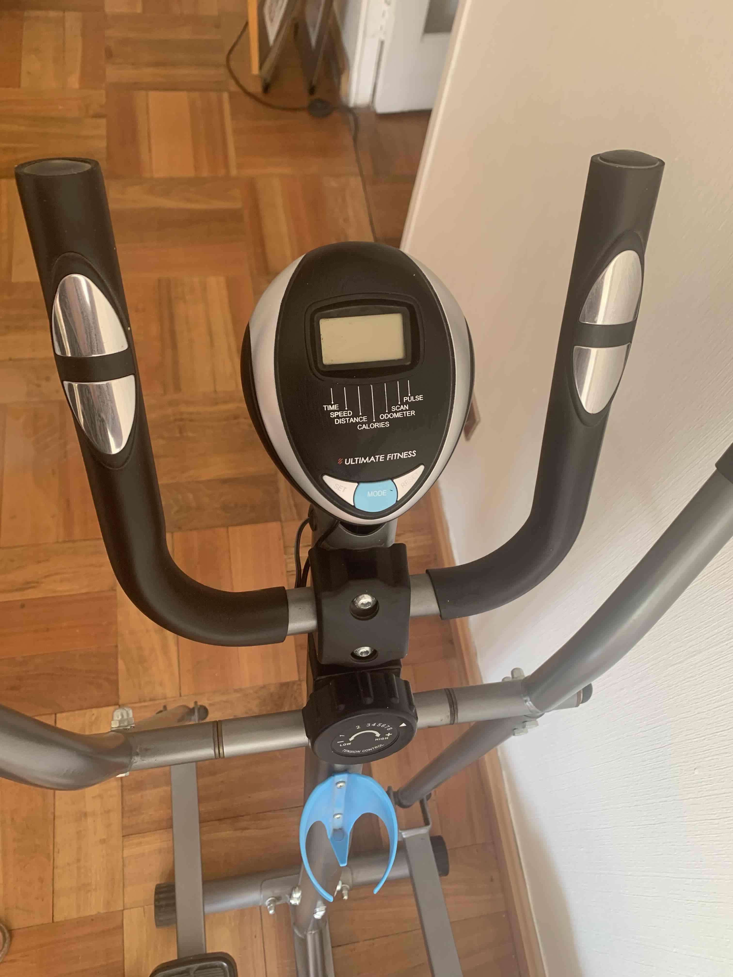Máquina elíptica Ultimate Fitness T330 - 2