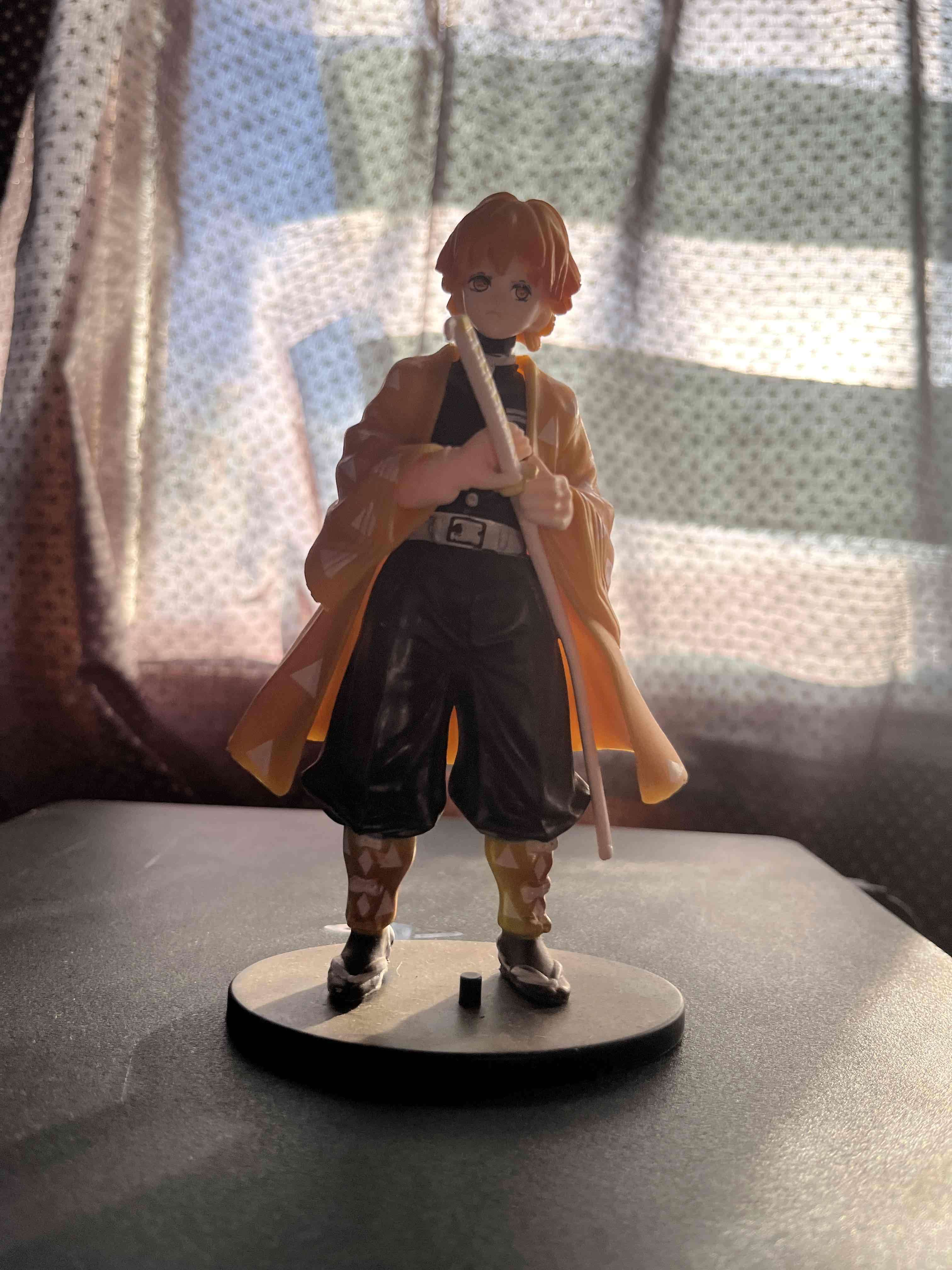 Figura de anime Zenitsu, Todoroki y Funko de miles - 2