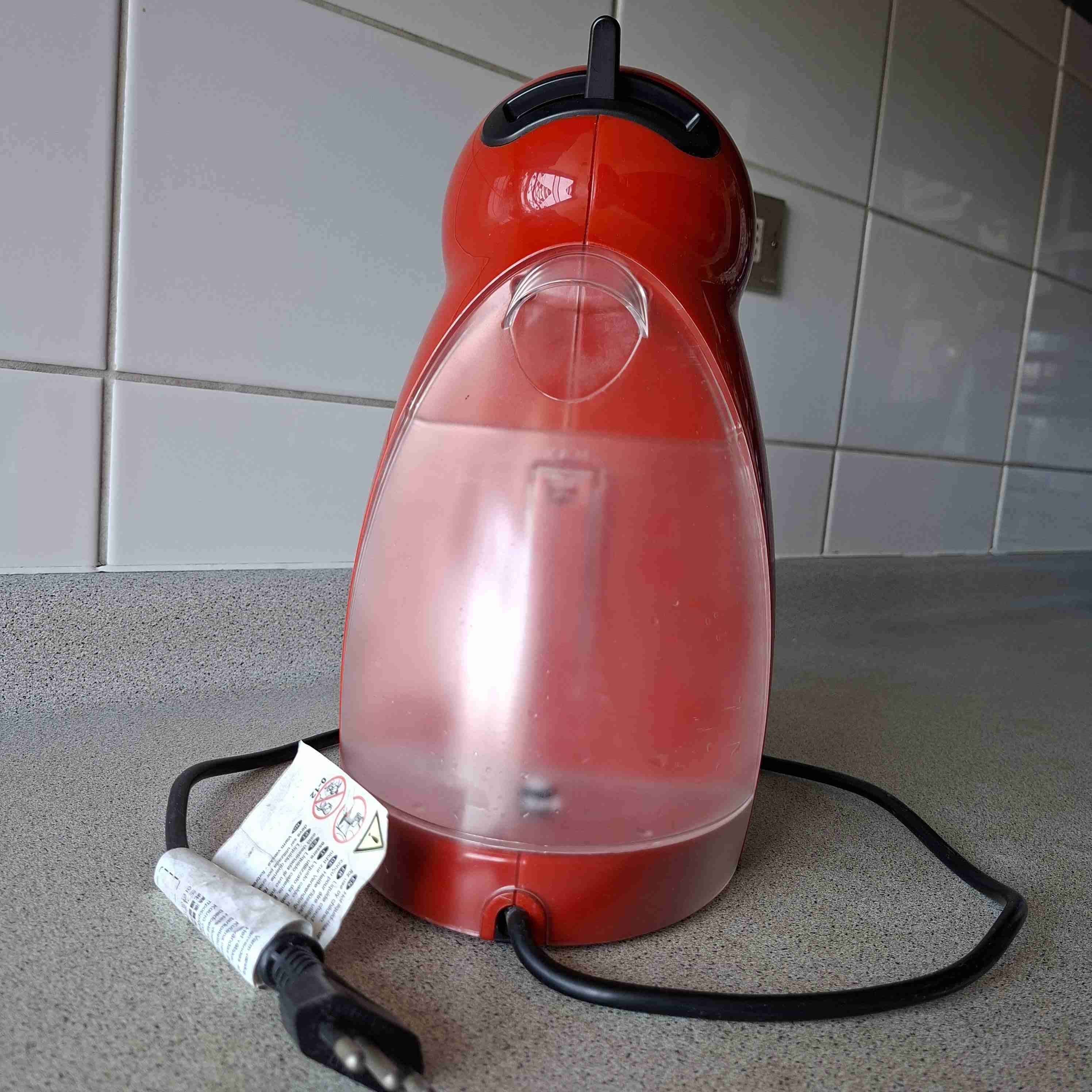 Cafetera Dolce Gusto roja NESCAFE - miniatura 3