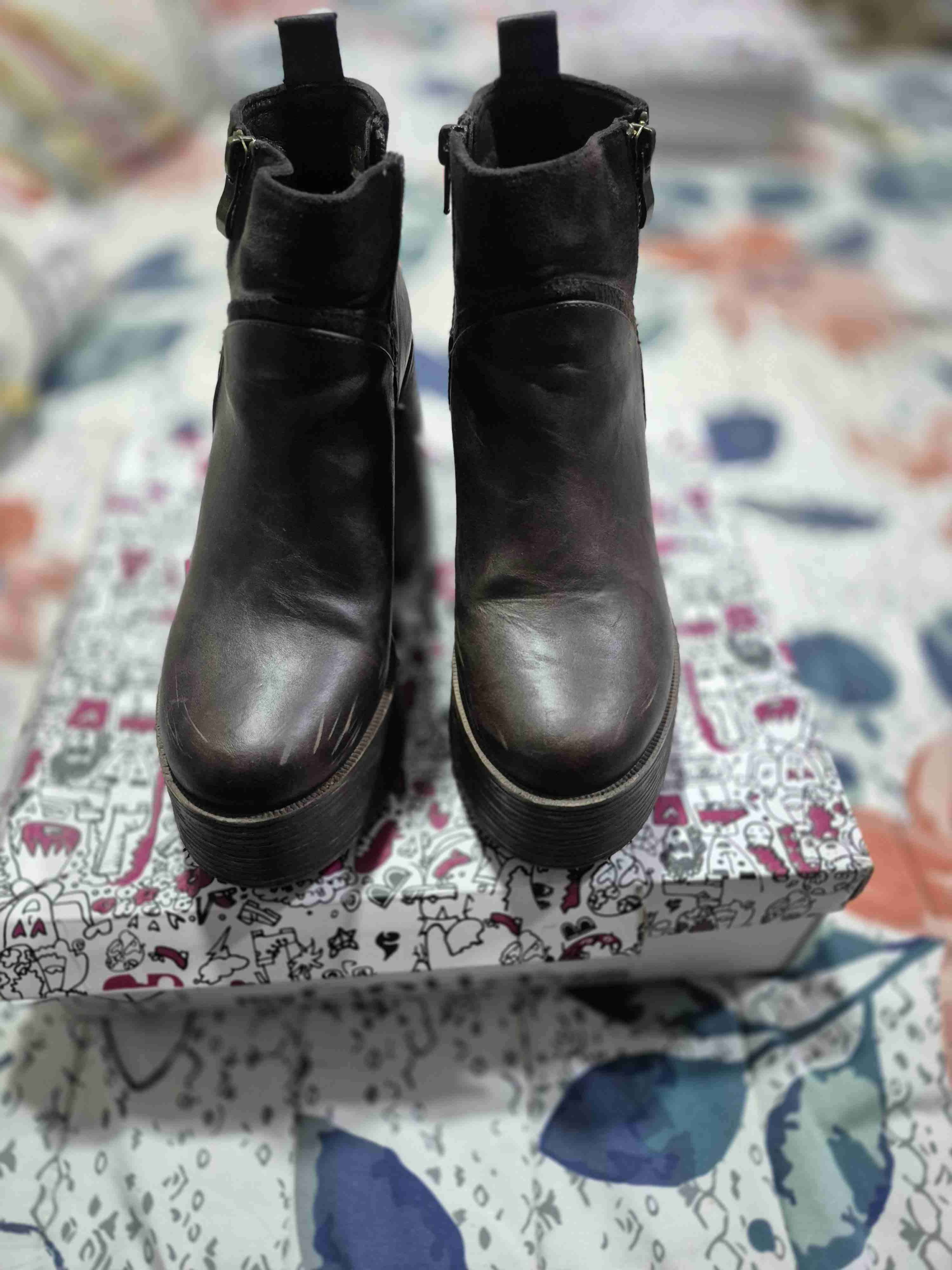 Botines café con plataforma - miniatura 3