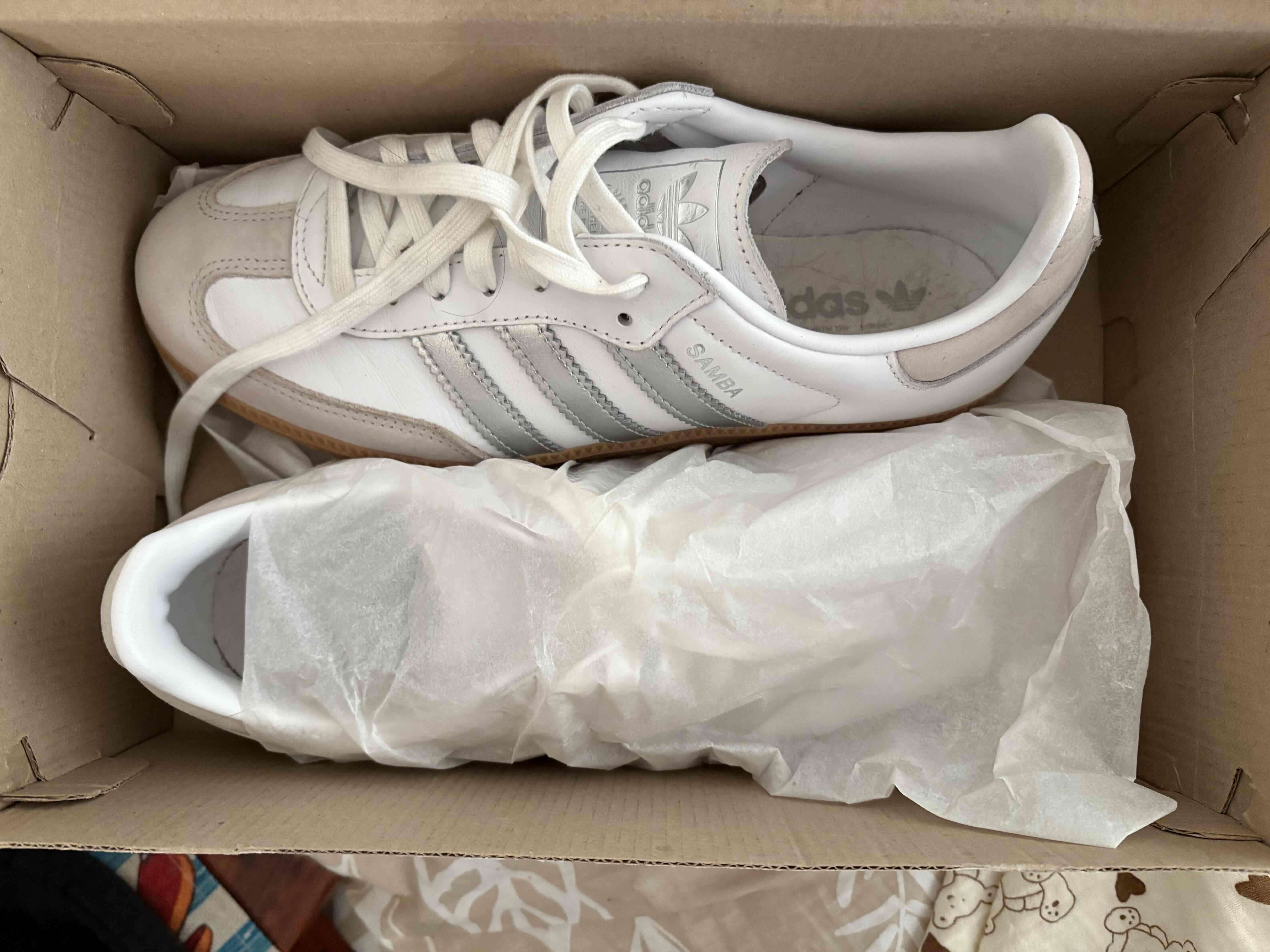 Zapatilla Adidas Samba Blancas/Plata - miniatura 1