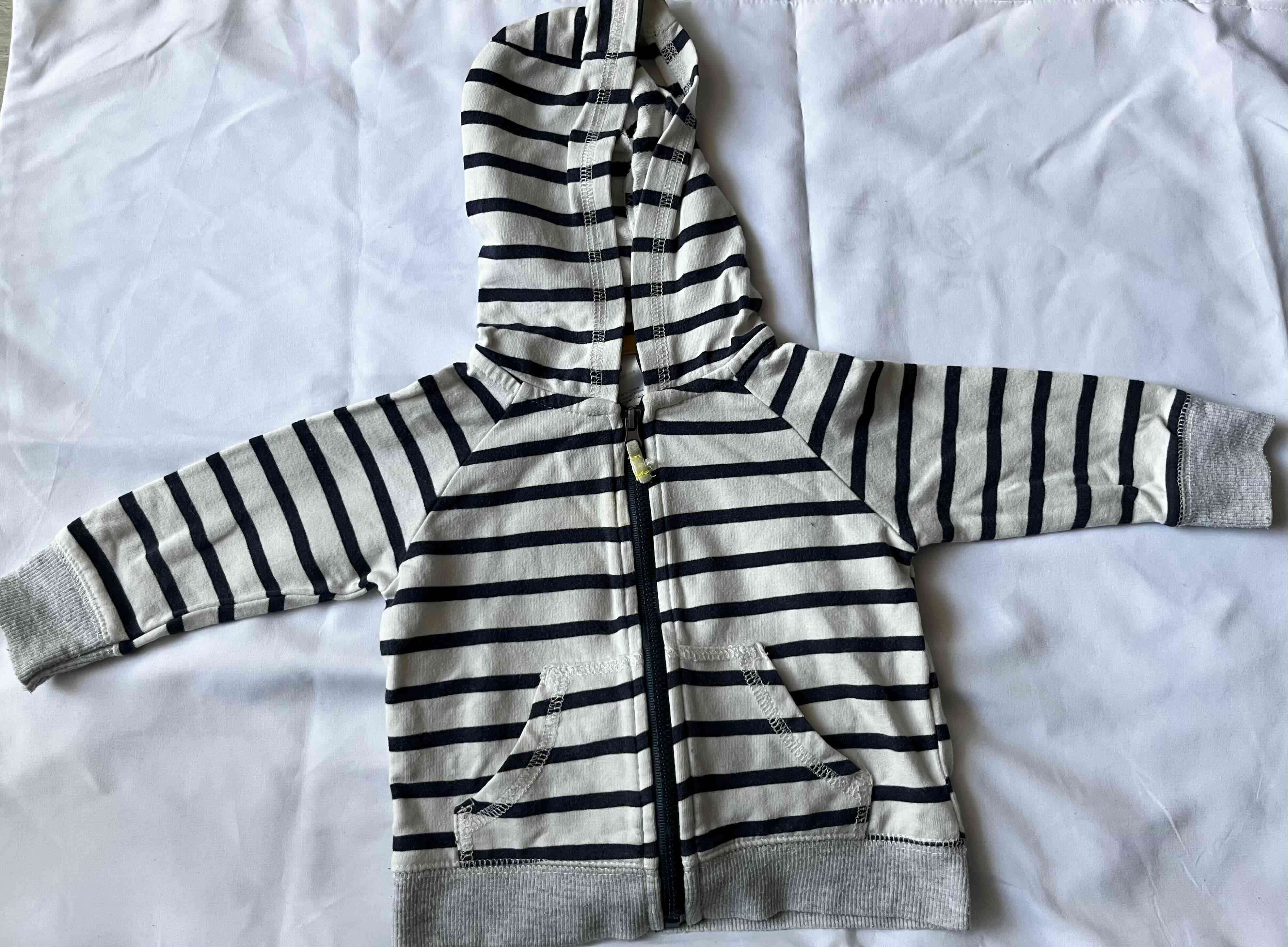 Polerón infantil con diseño de oso - miniatura 3