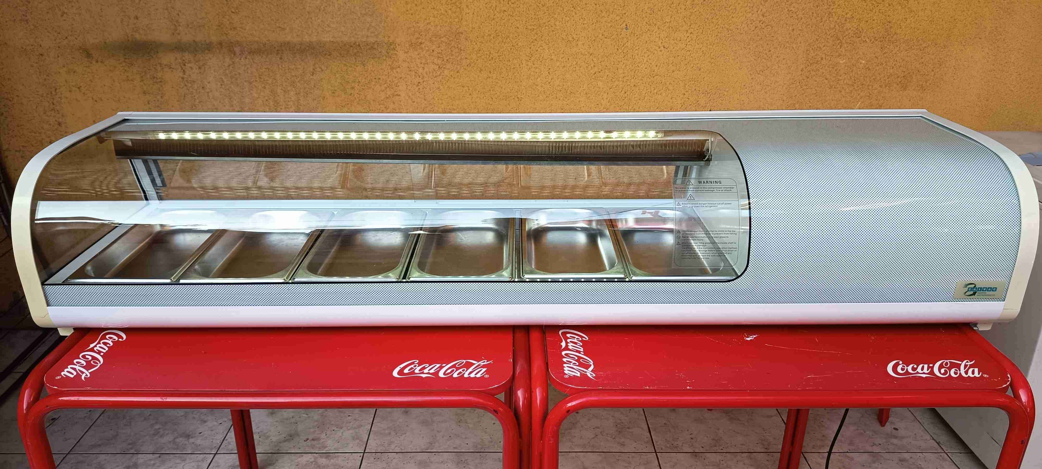 Vitrina refrigerada de mostrador - miniatura 4