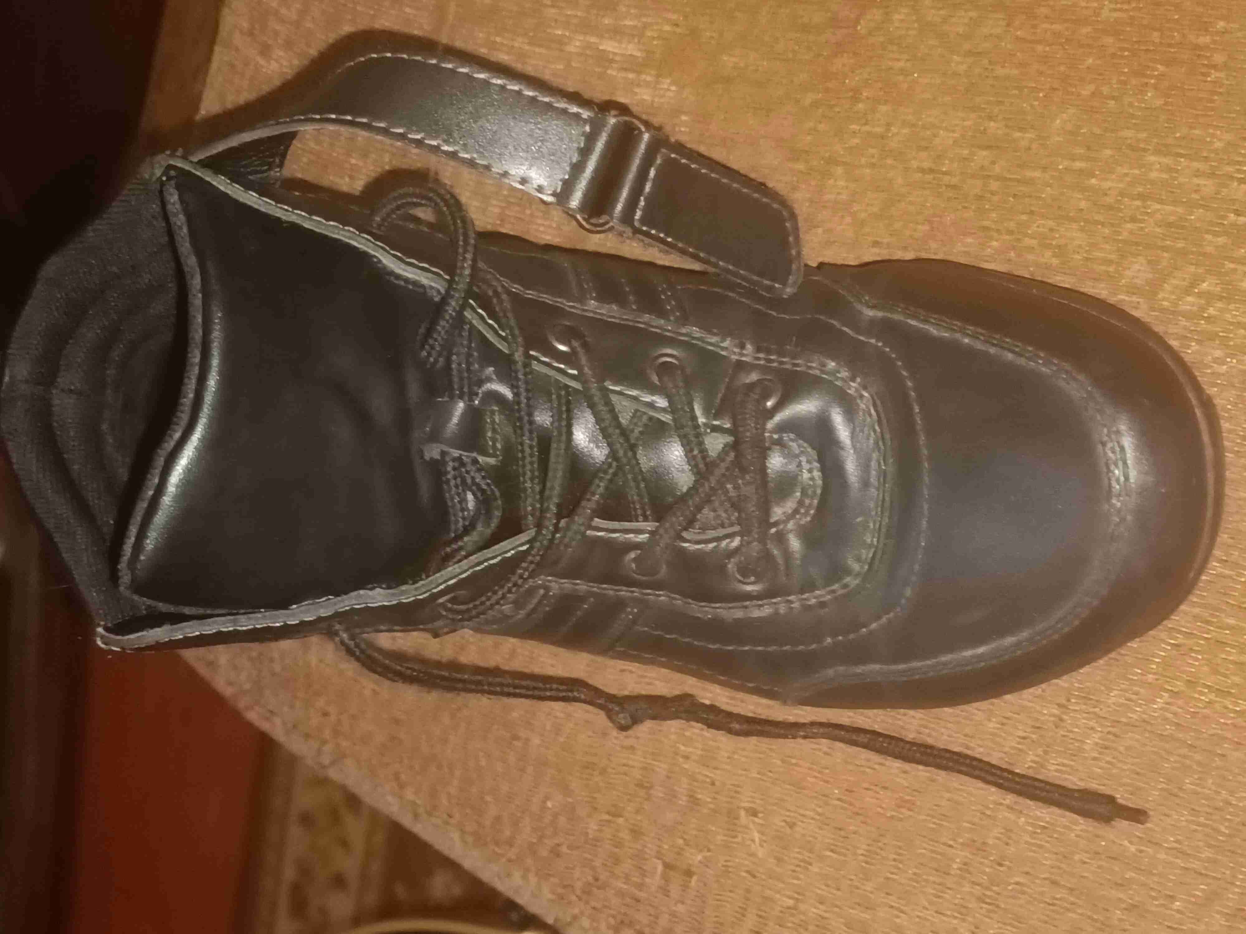 Botas (sapatos de colegio) negras de cuero usadas - 2