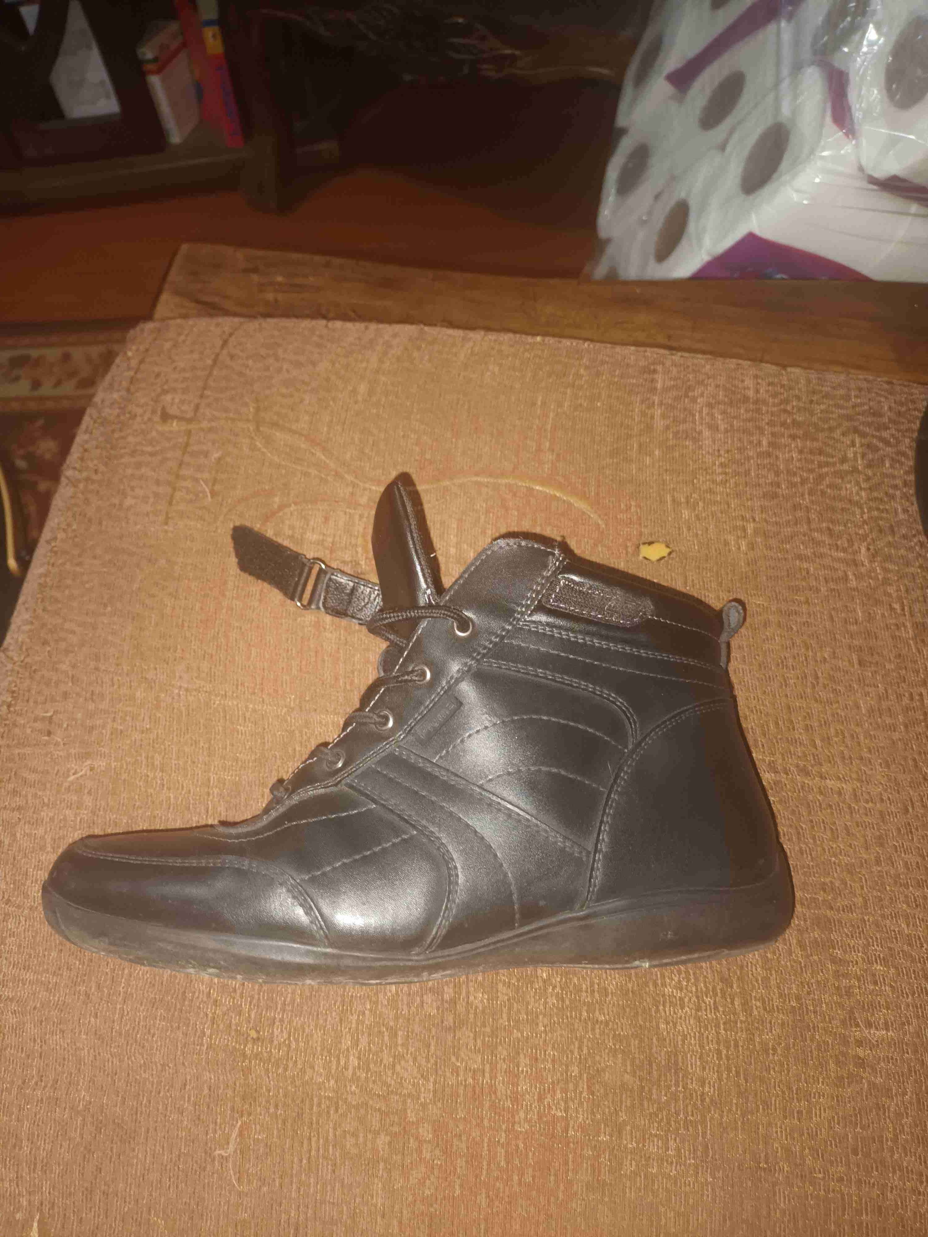 Botas (sapatos de colegio) negras de cuero usadas - 4