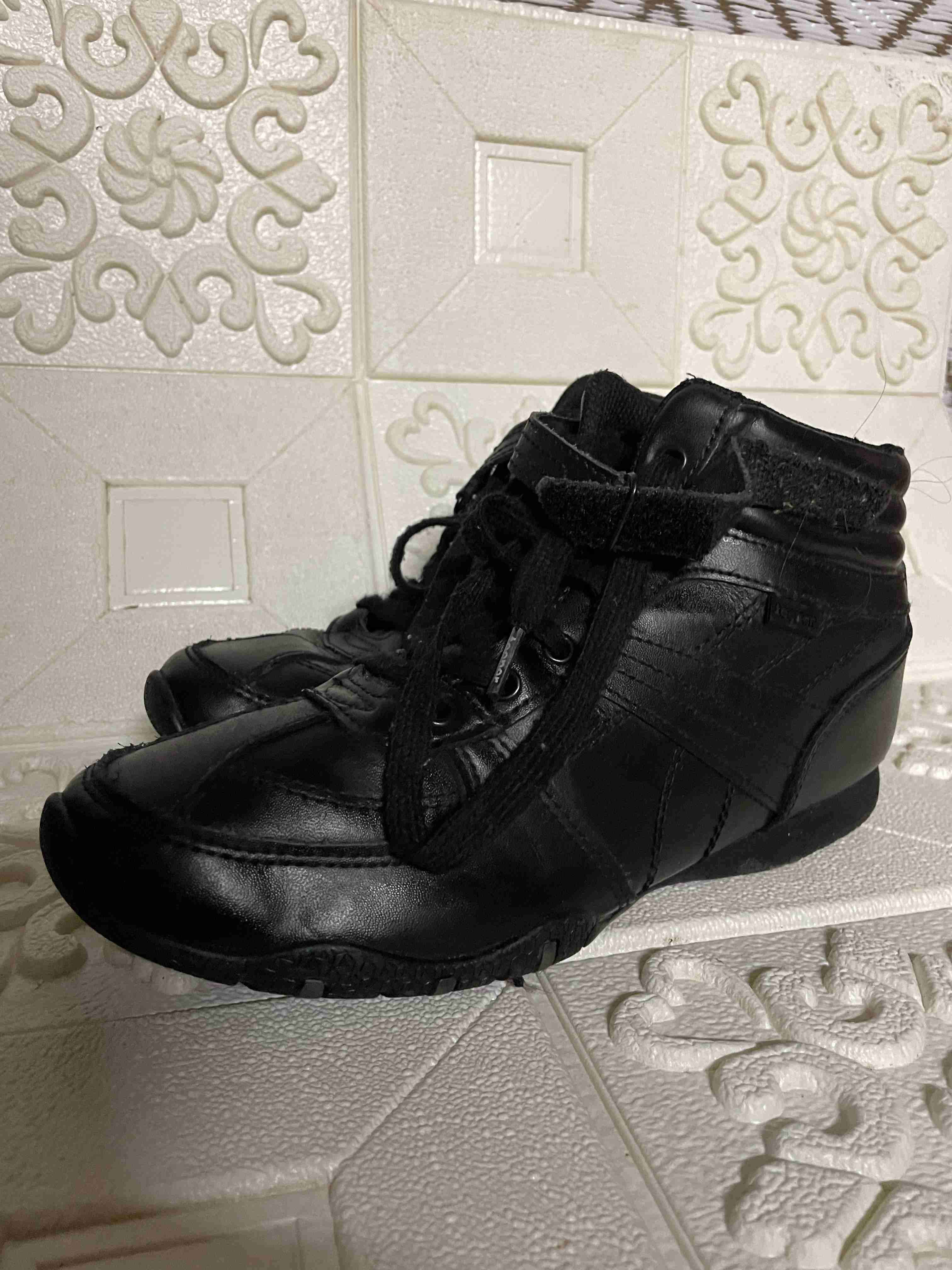 Botines negros de cuero - miniatura 1