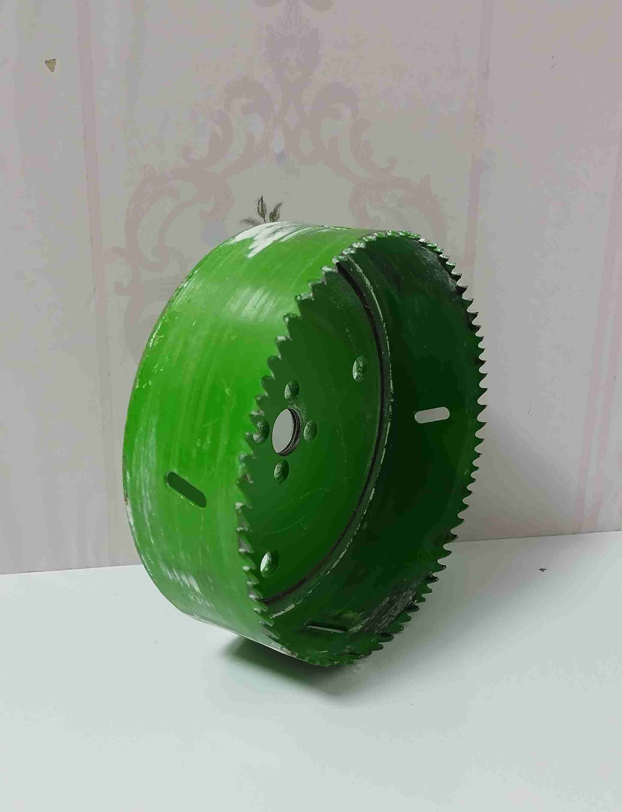 Sierra de perforación verde - 1