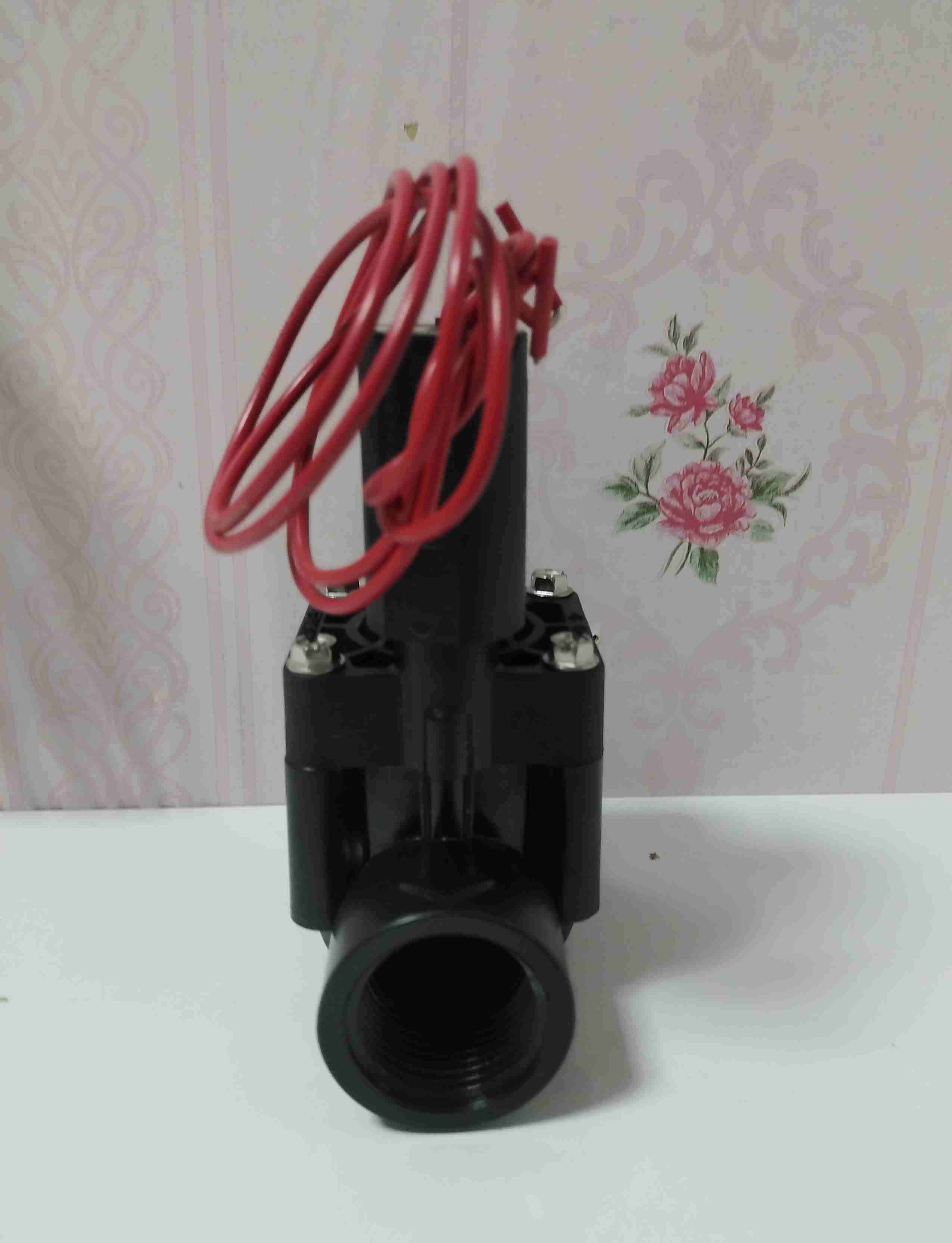 Válvula solenoide con regulador para riego - miniatura 3