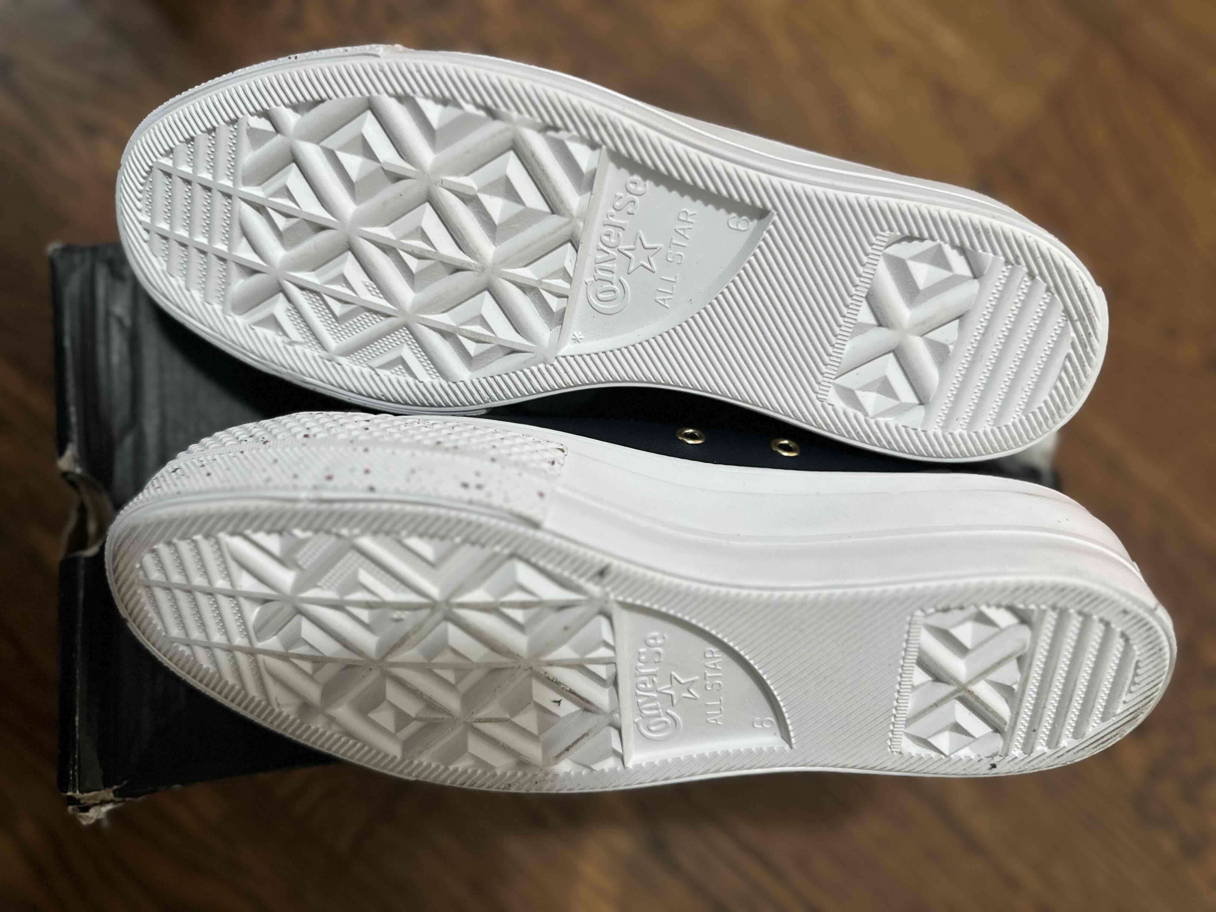 Zapatillas negras Converse - miniatura 3