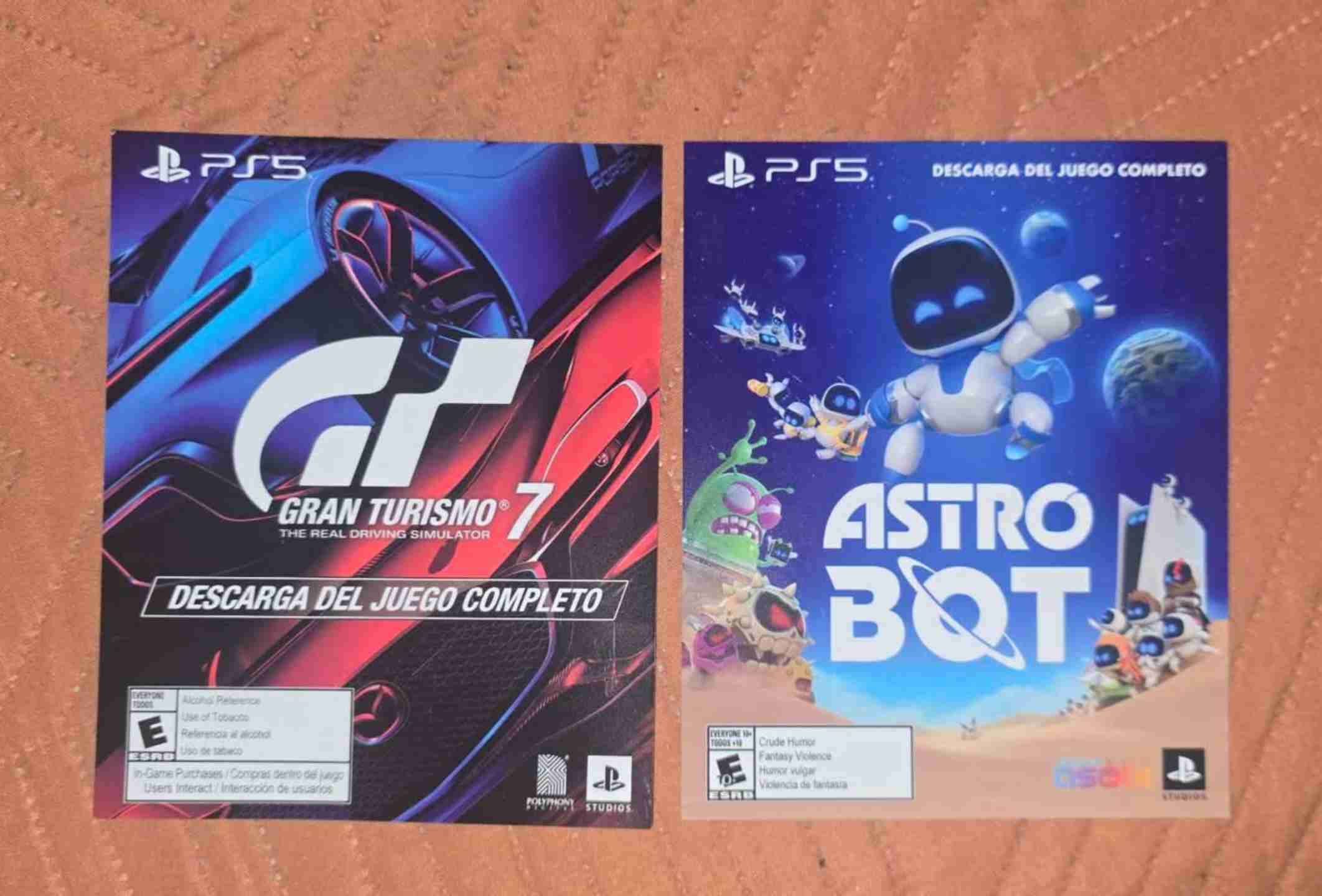 2 juegos PS5 Gran Turismo 7 y Astro Bot