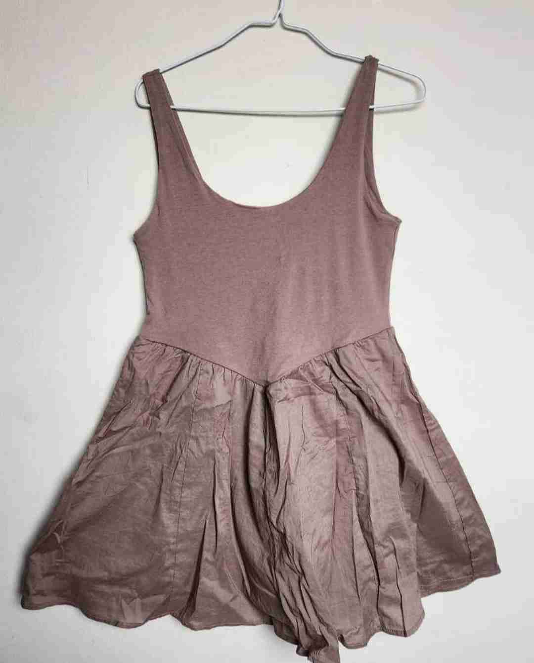 Vestido casual color café - miniatura 1