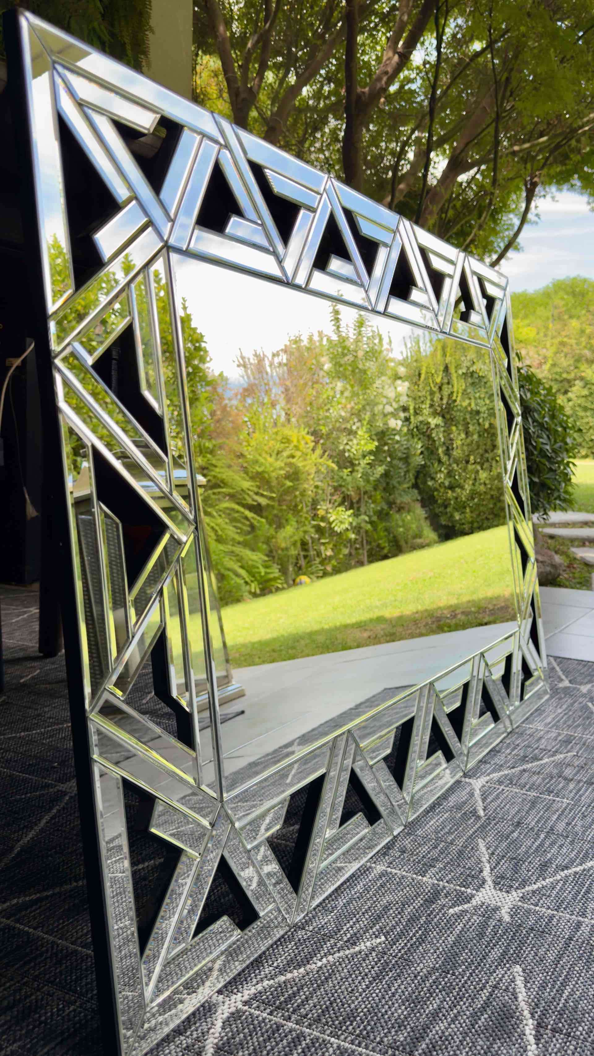 Espejo decorativo moderno grande - 2