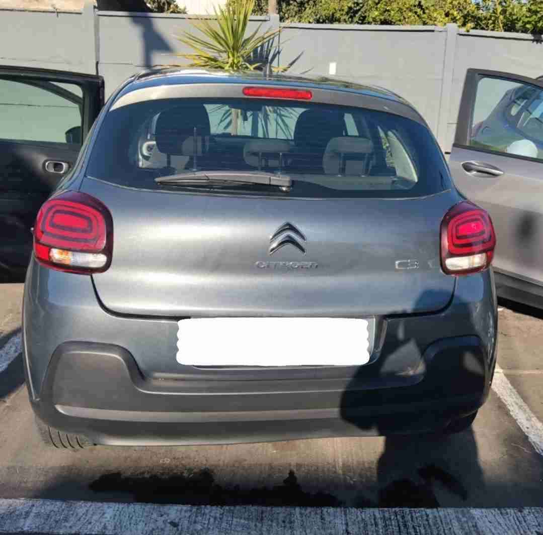 Auto Citroën C3 gris 2017 - 6