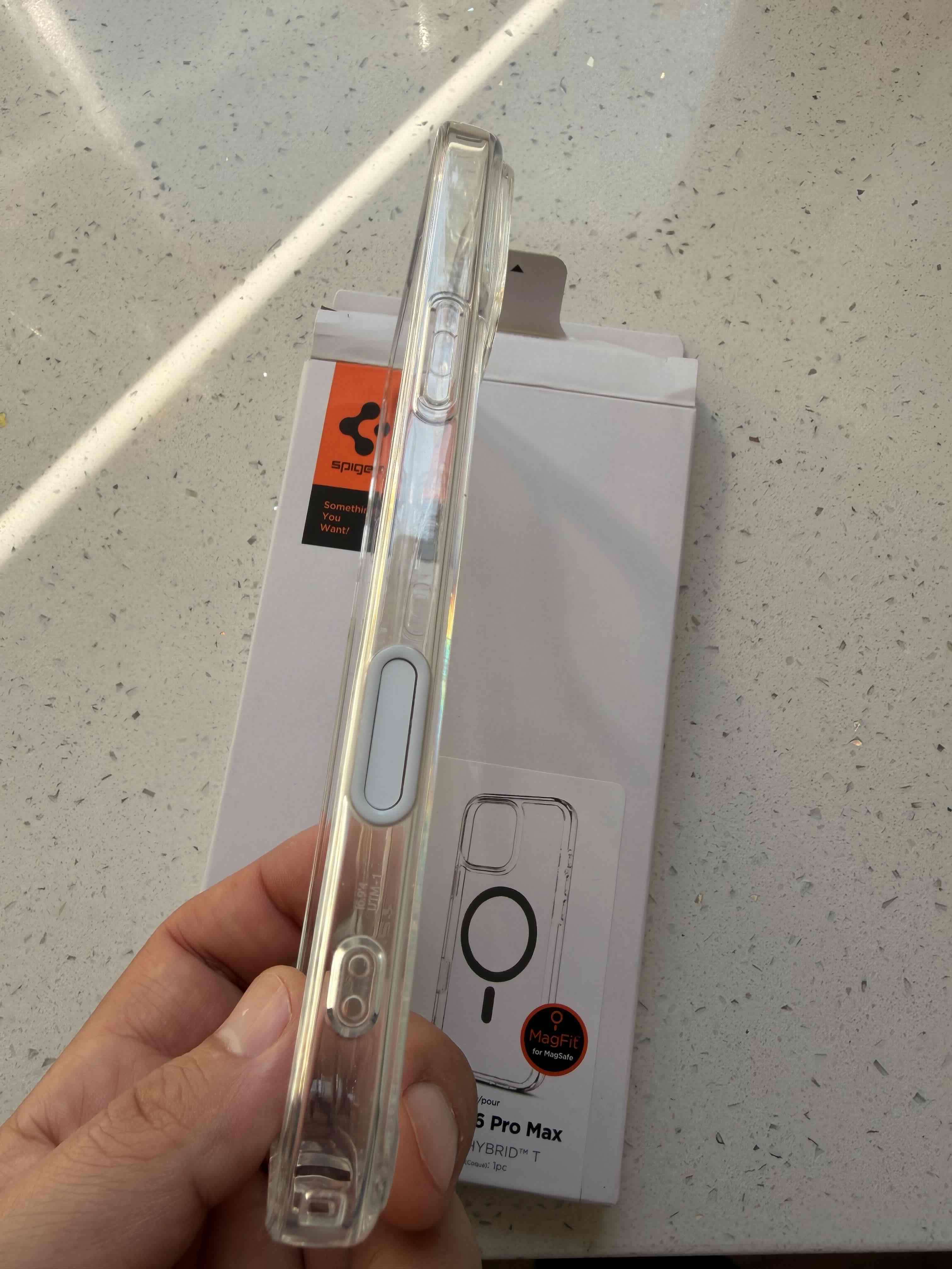 Carcasa  Spigen iPhone 16 pro Max - miniatura 5