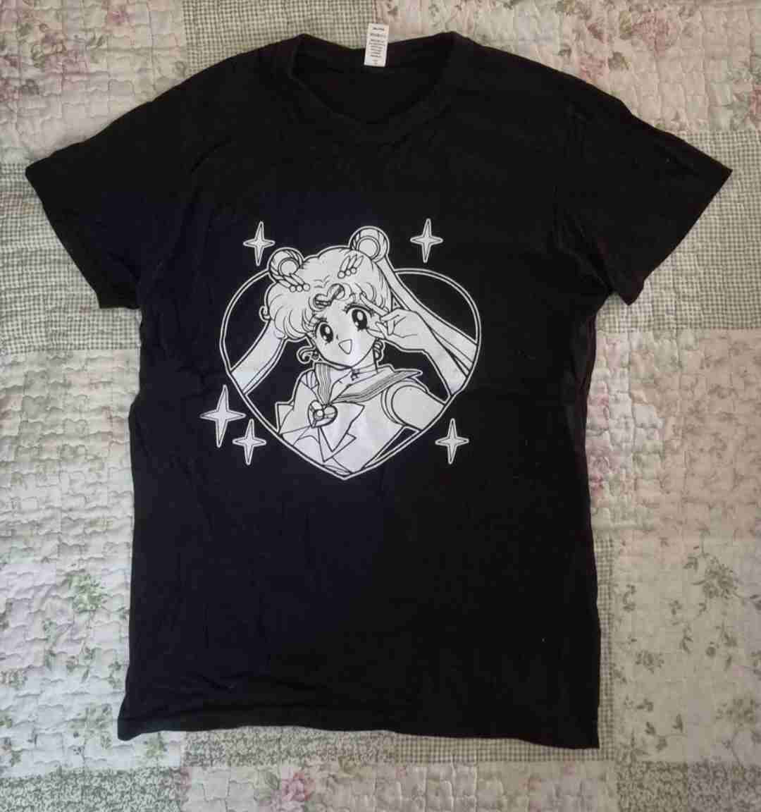 Polera negra Sailor Moon Unisex