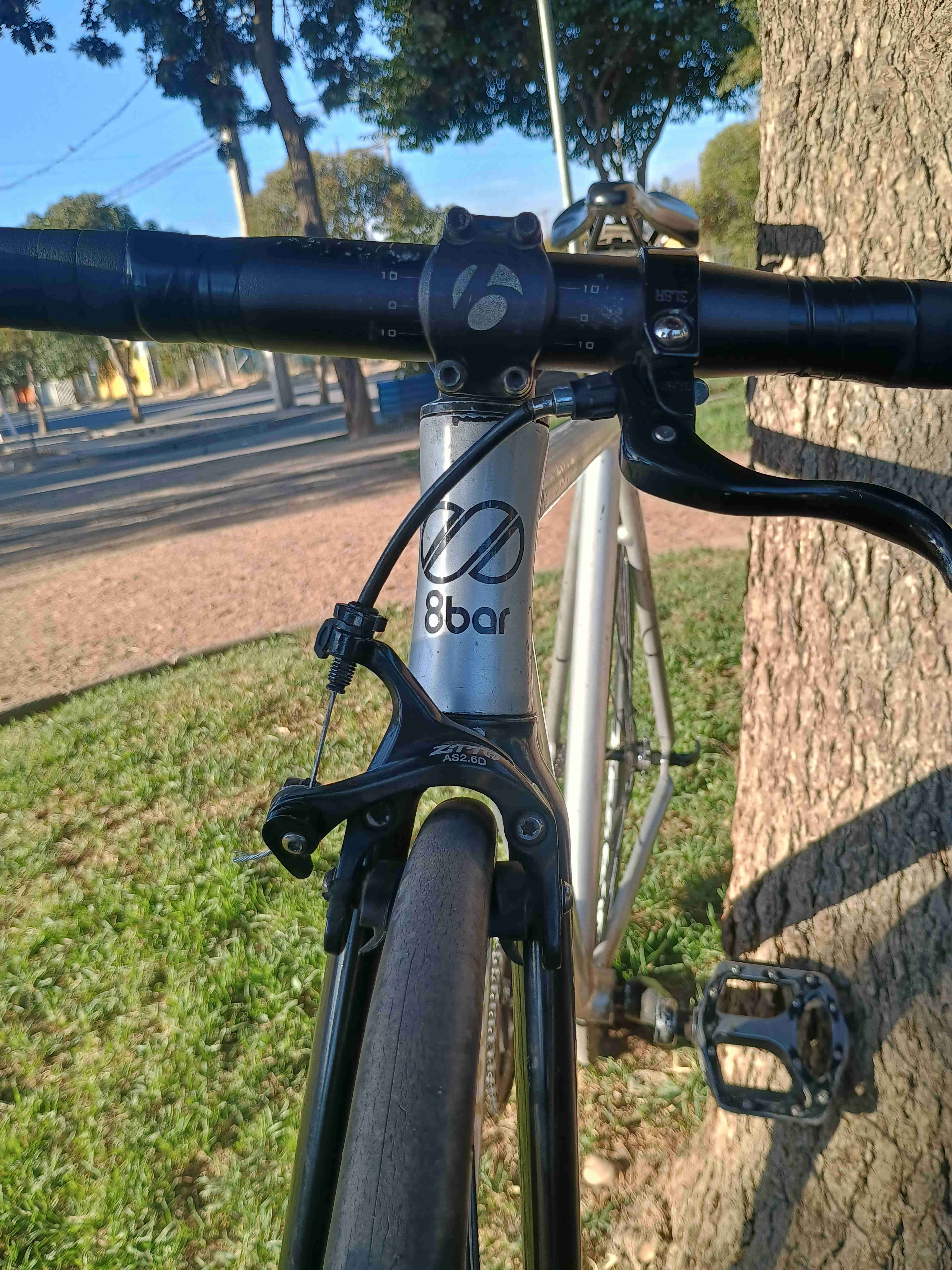 Bicicleta Fixie 8bar KRZBERG V2 - miniatura 4