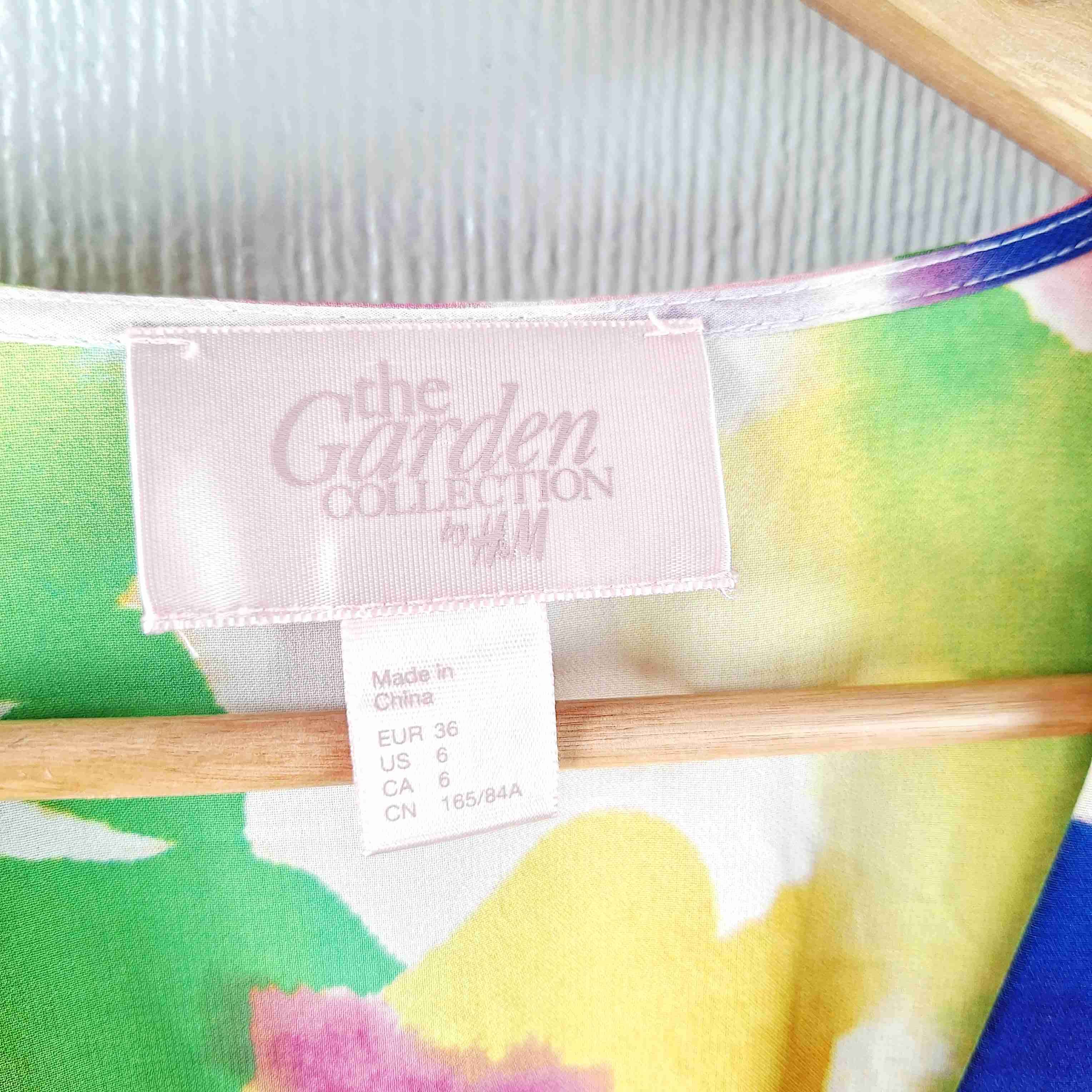 Vestido colorido de manga ancha - miniatura 2