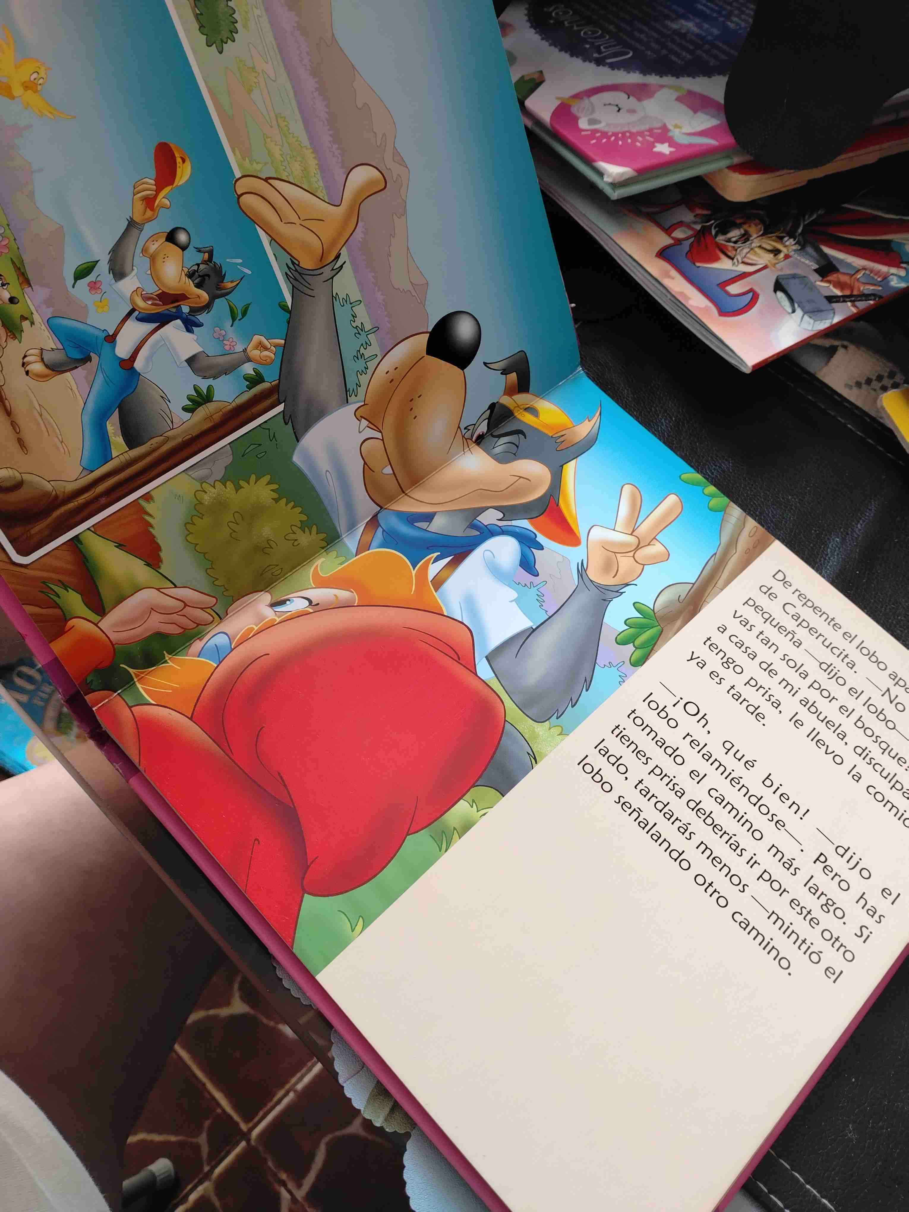 Libro Caperucita Roja - 2