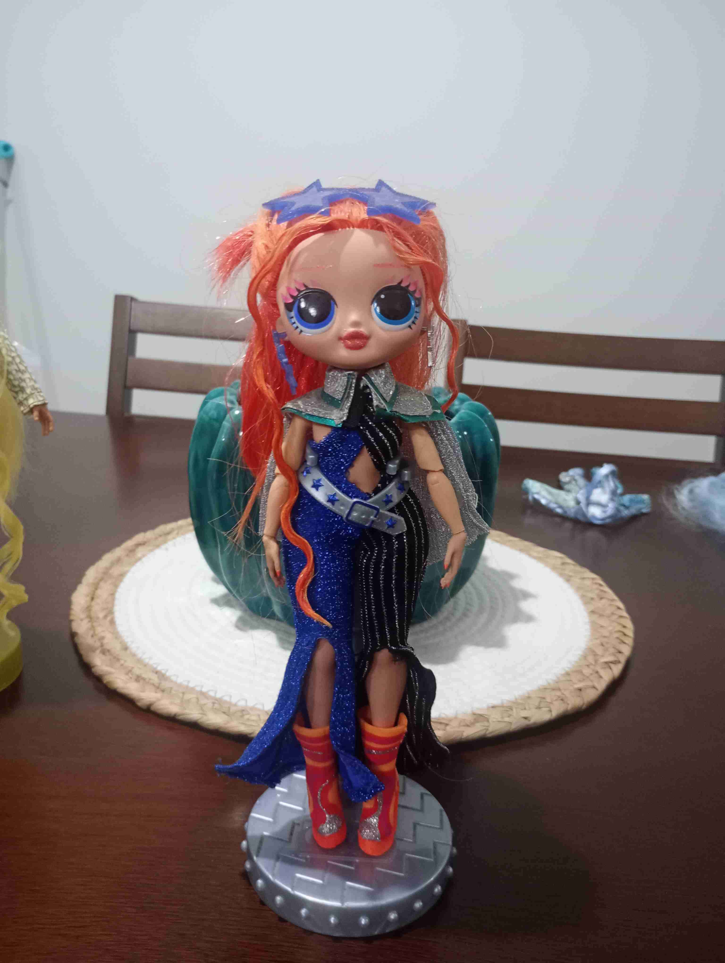 Muñeca de moda con accesorios - miniatura 4