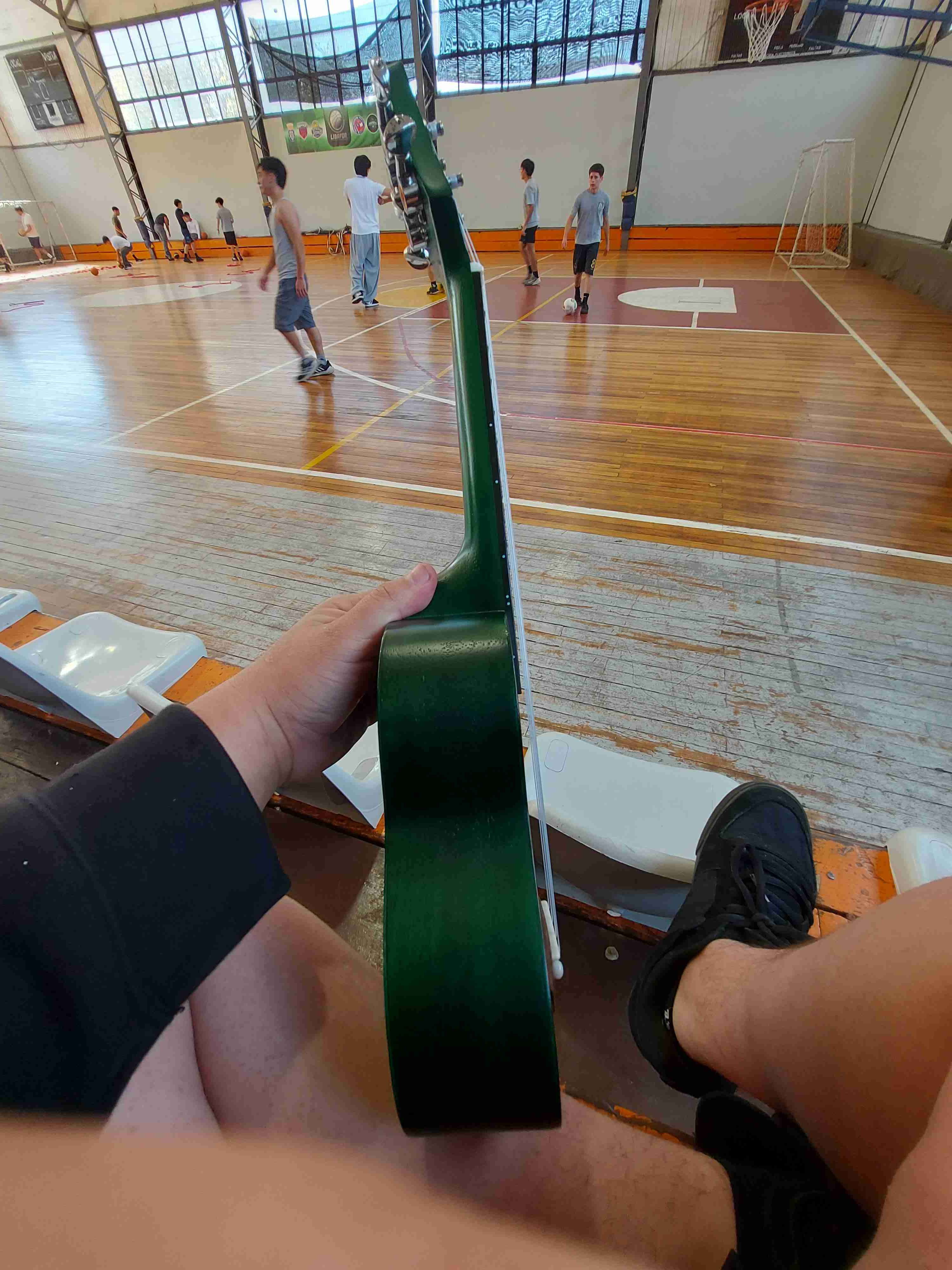 Ukulele soprano acústico verde - miniatura 3