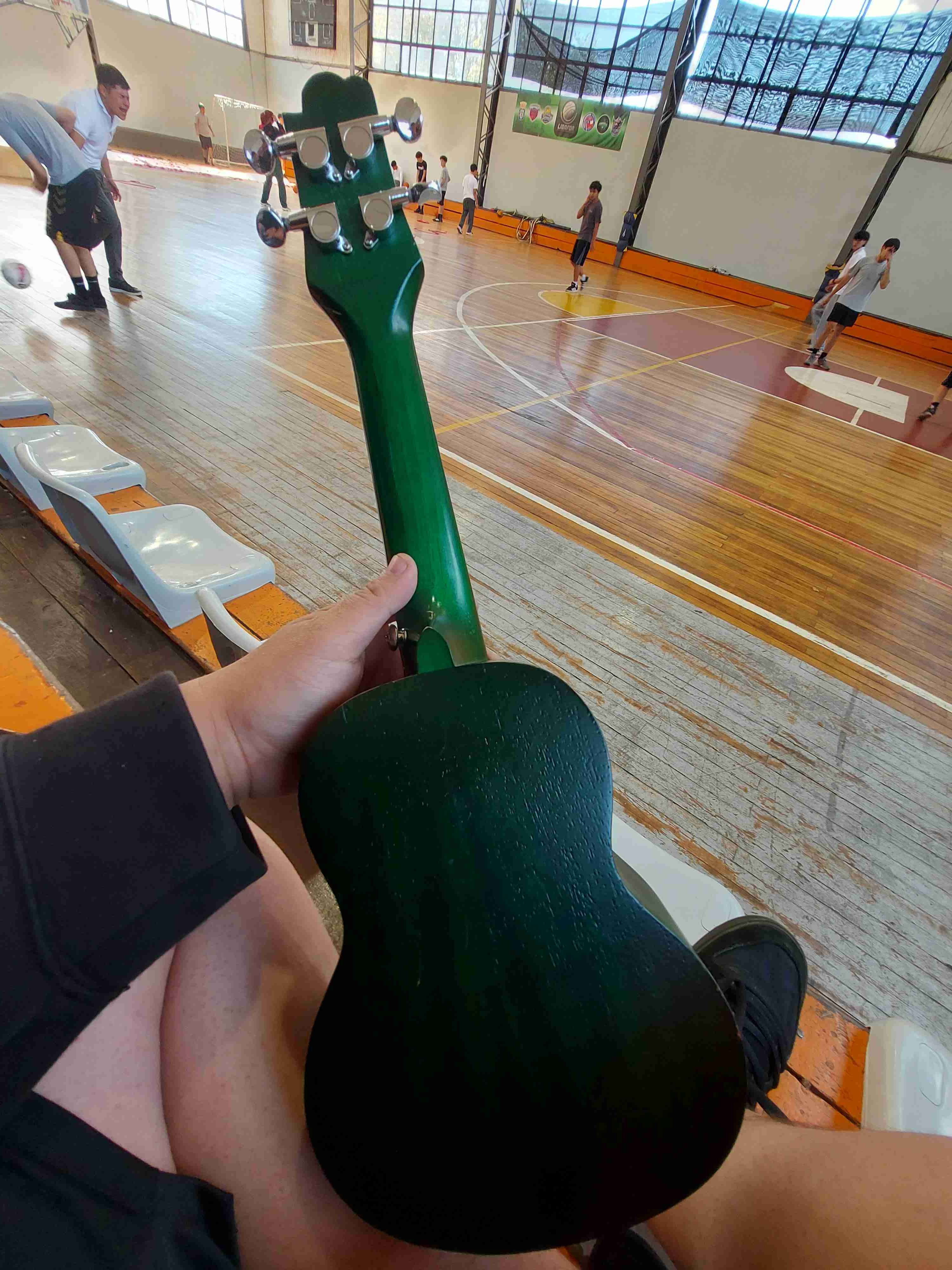 Ukulele soprano acústico verde - miniatura 4