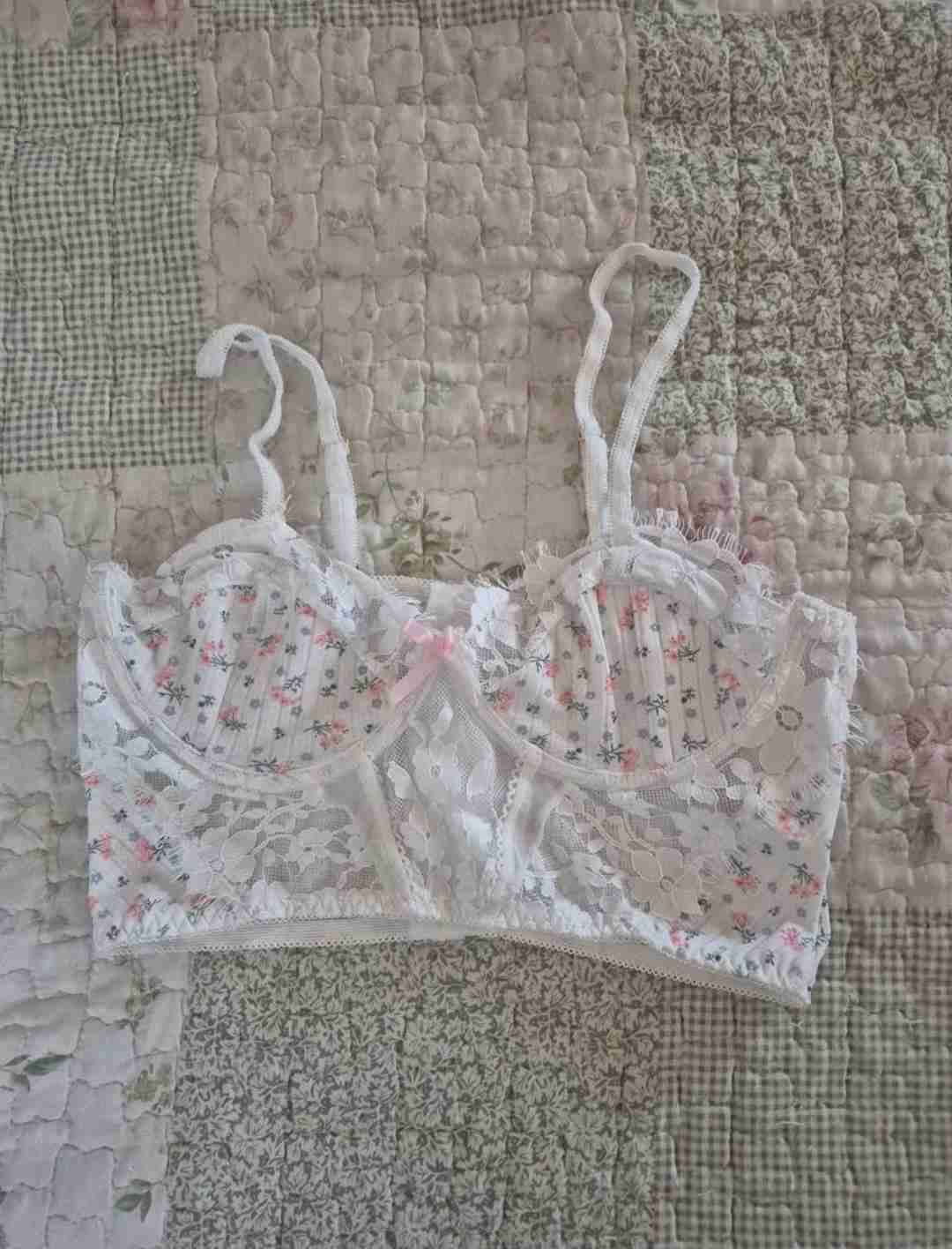 Sostén floral blanco - miniatura 1