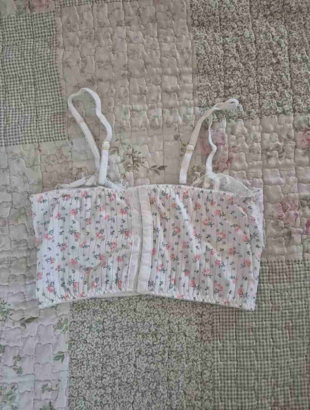 Sostén floral blanco - miniatura 2