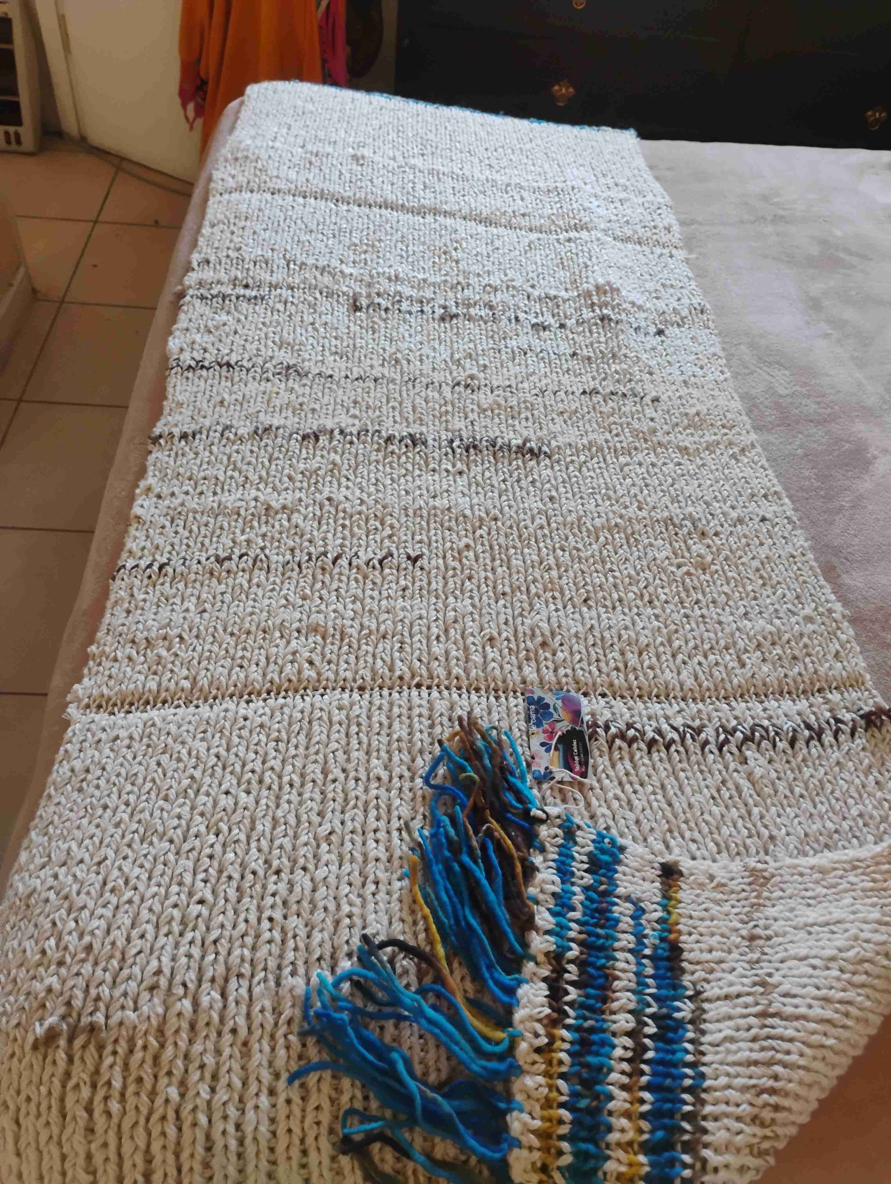 Pie de cama  tejidos a mano .... - miniatura 5