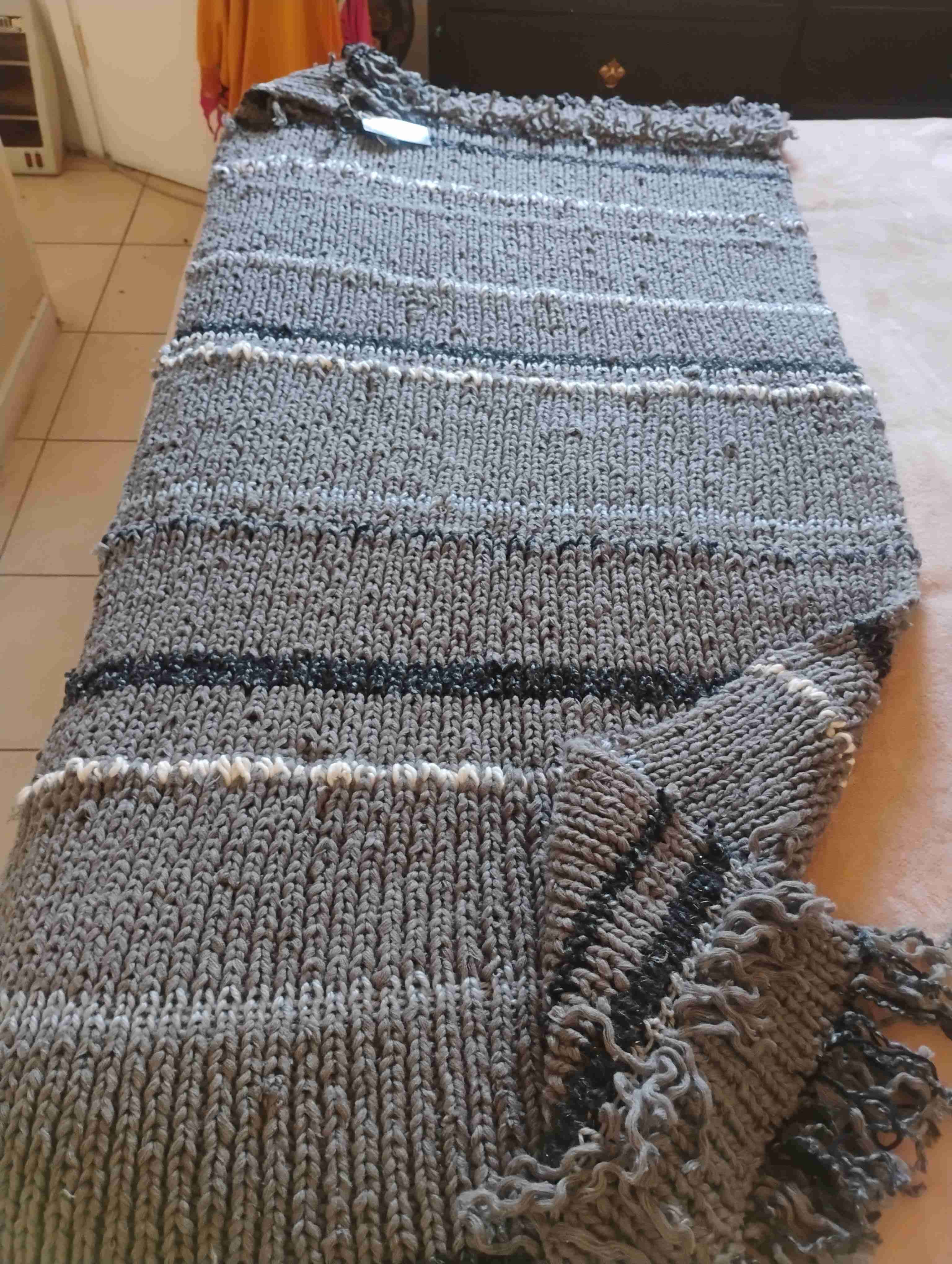 Pie de cama  tejidos a mano .... - miniatura 6