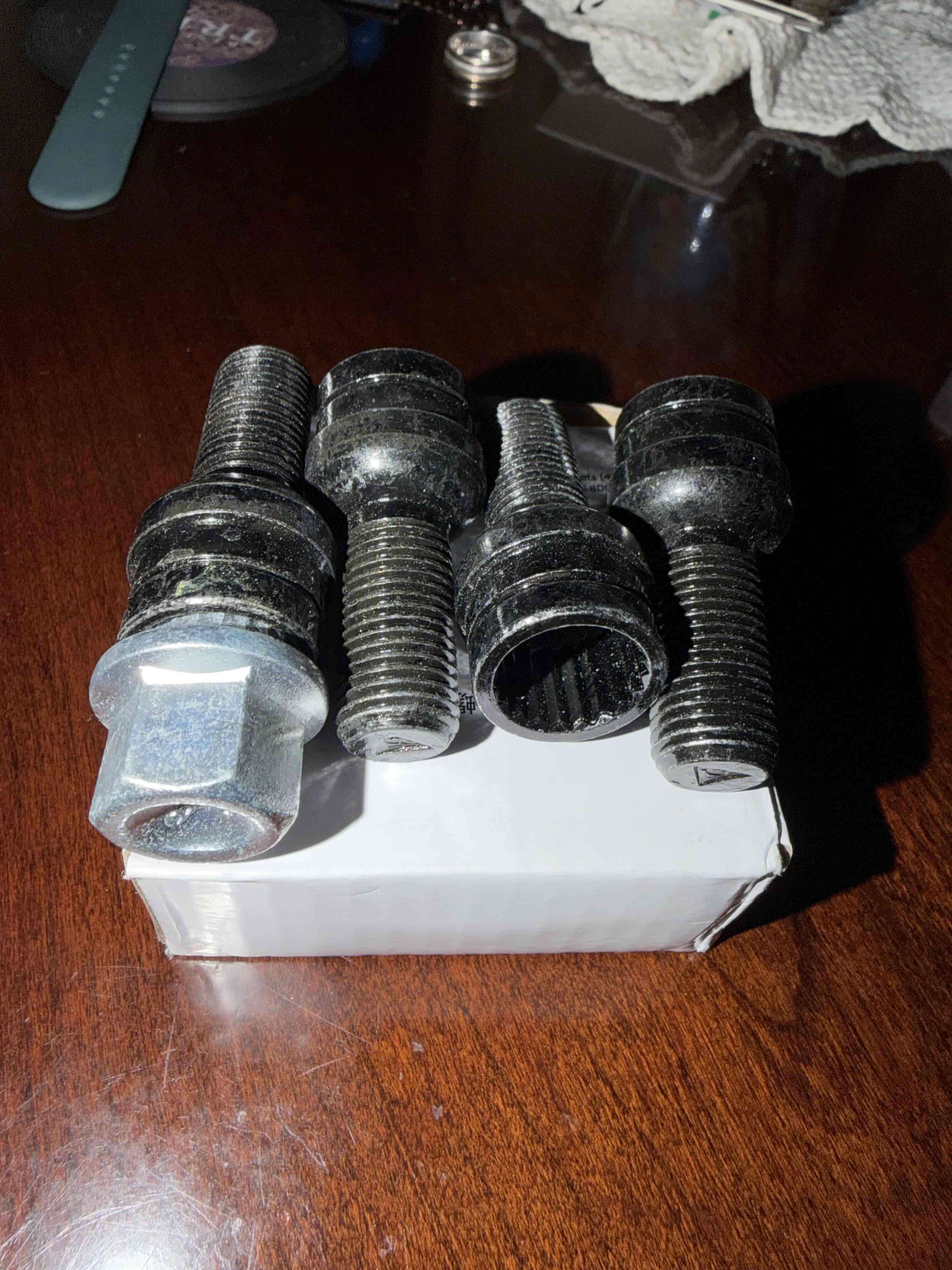 Pernos de seguridad VW , AUDI, SEAT , SKODA - 3