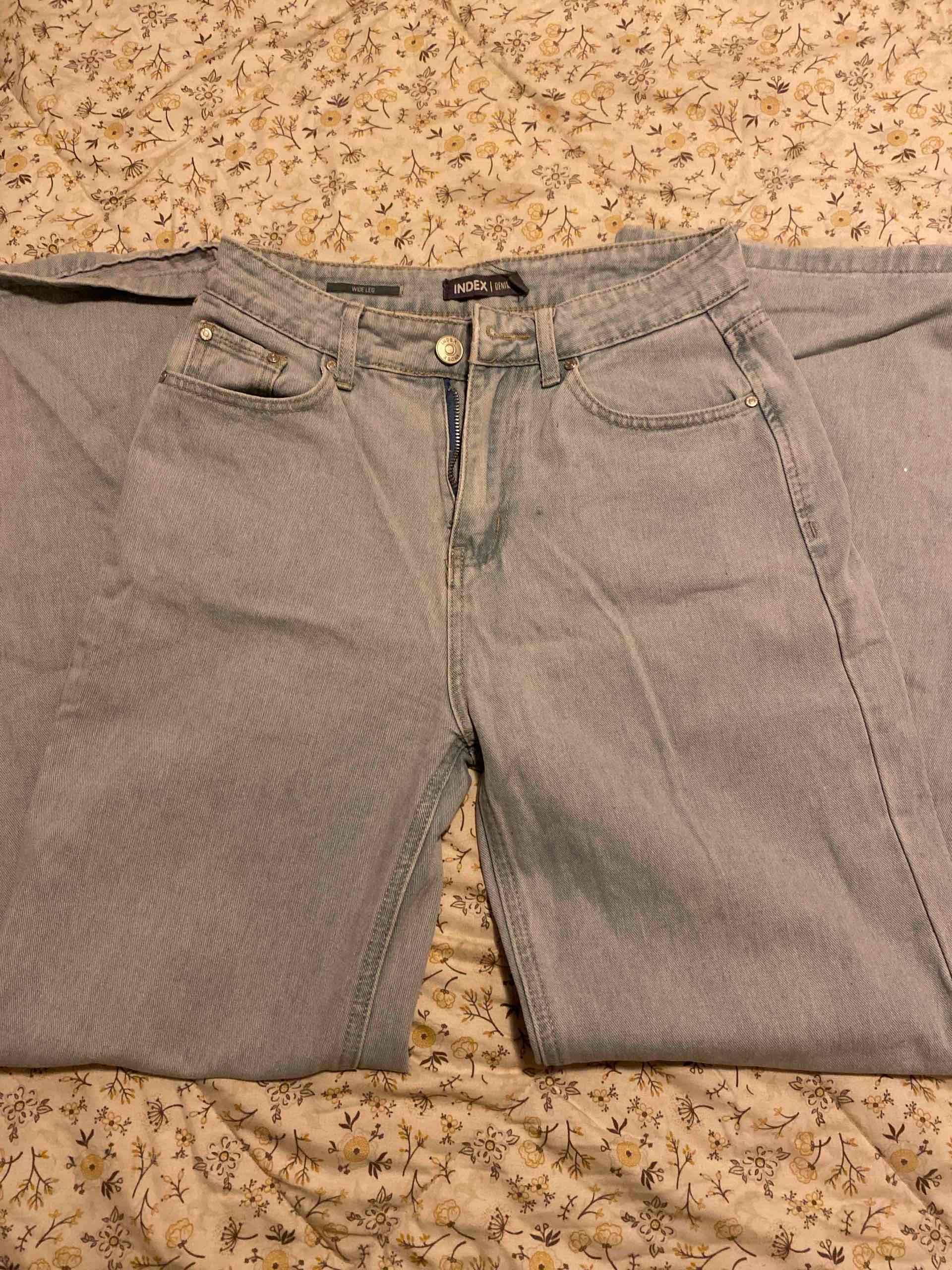 Jeans celestes acampanados - miniatura 3