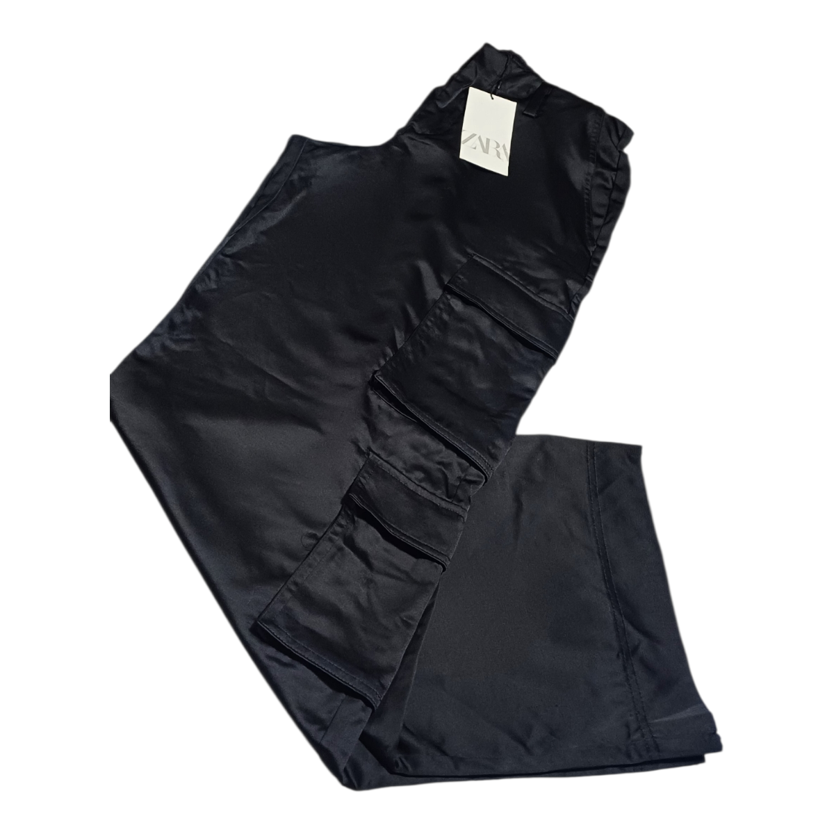 Pantalón negro satinado ,cargo - miniatura 1