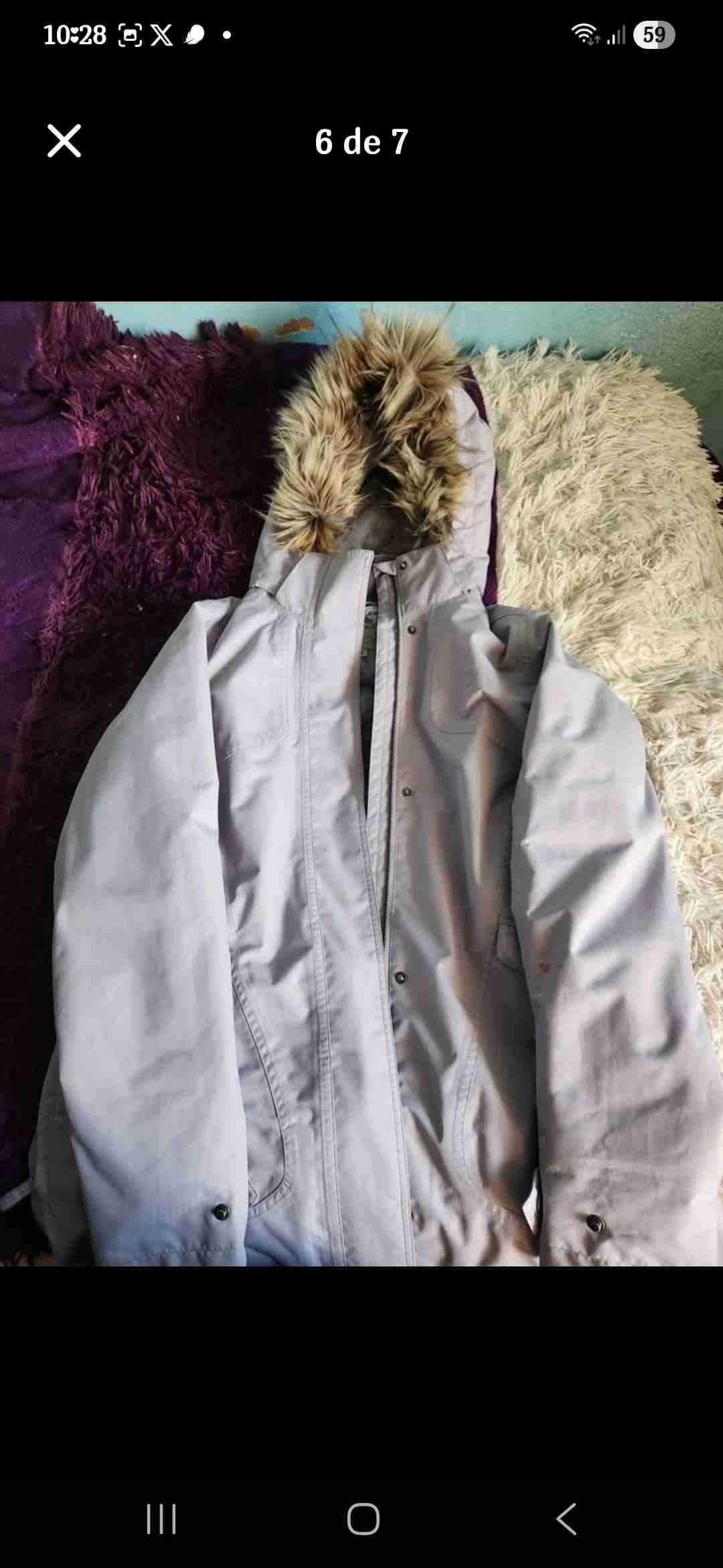 Parka gris con capucha de piel marca Doite - miniatura 1