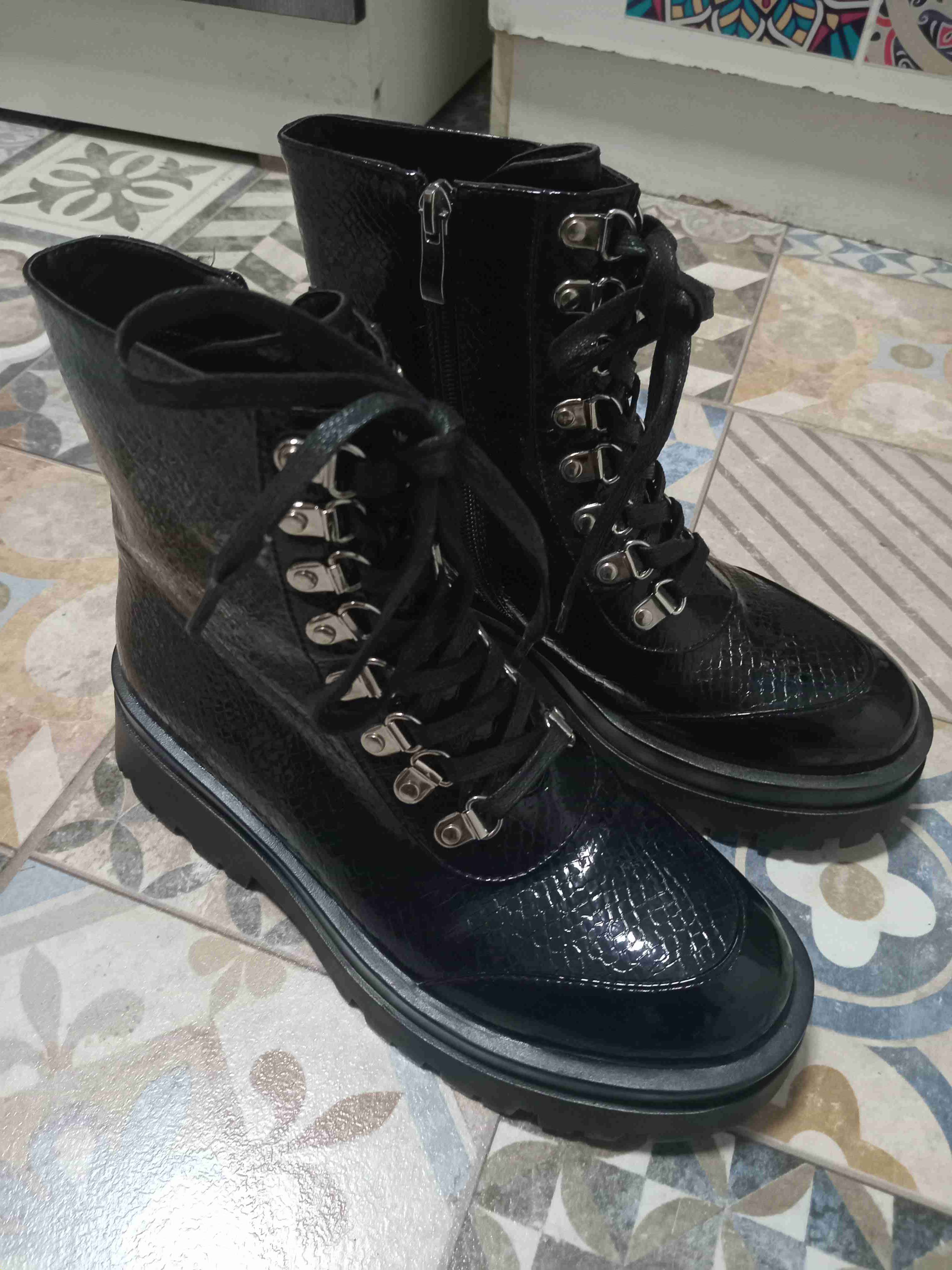 Botines negros charol - miniatura 3