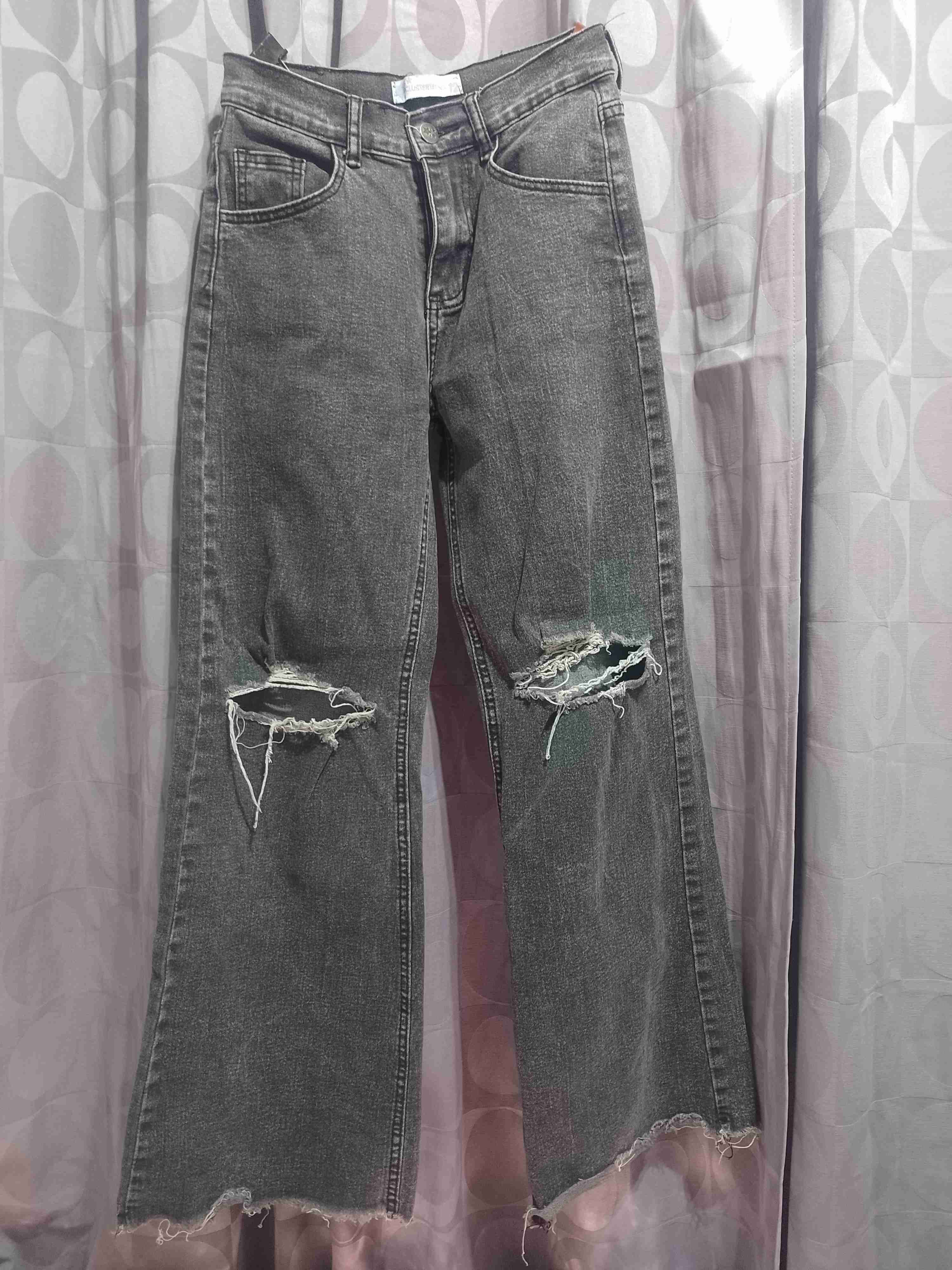 Jeans grises rotos