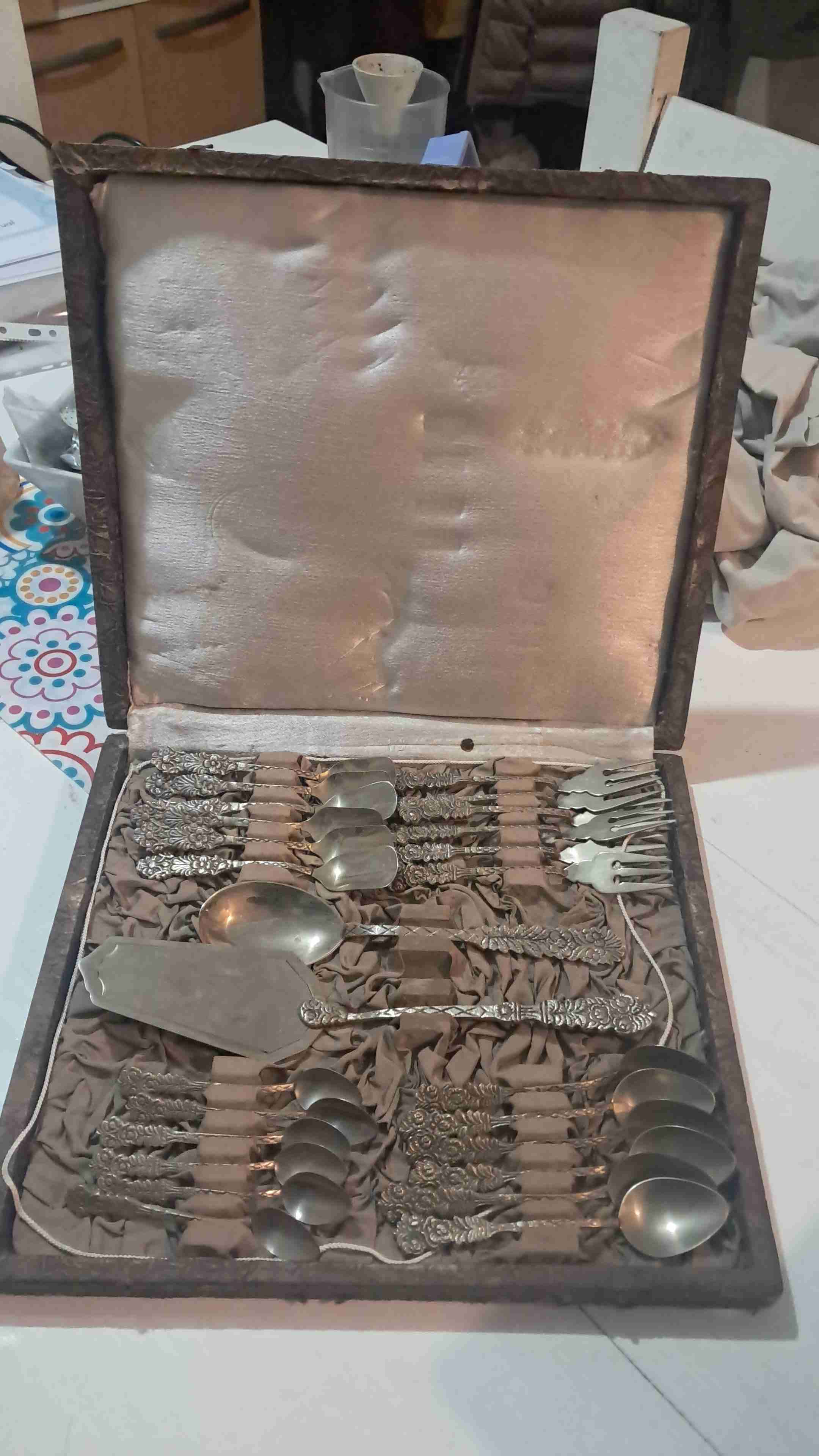 Juego de cubiertos antiguos - miniatura 2