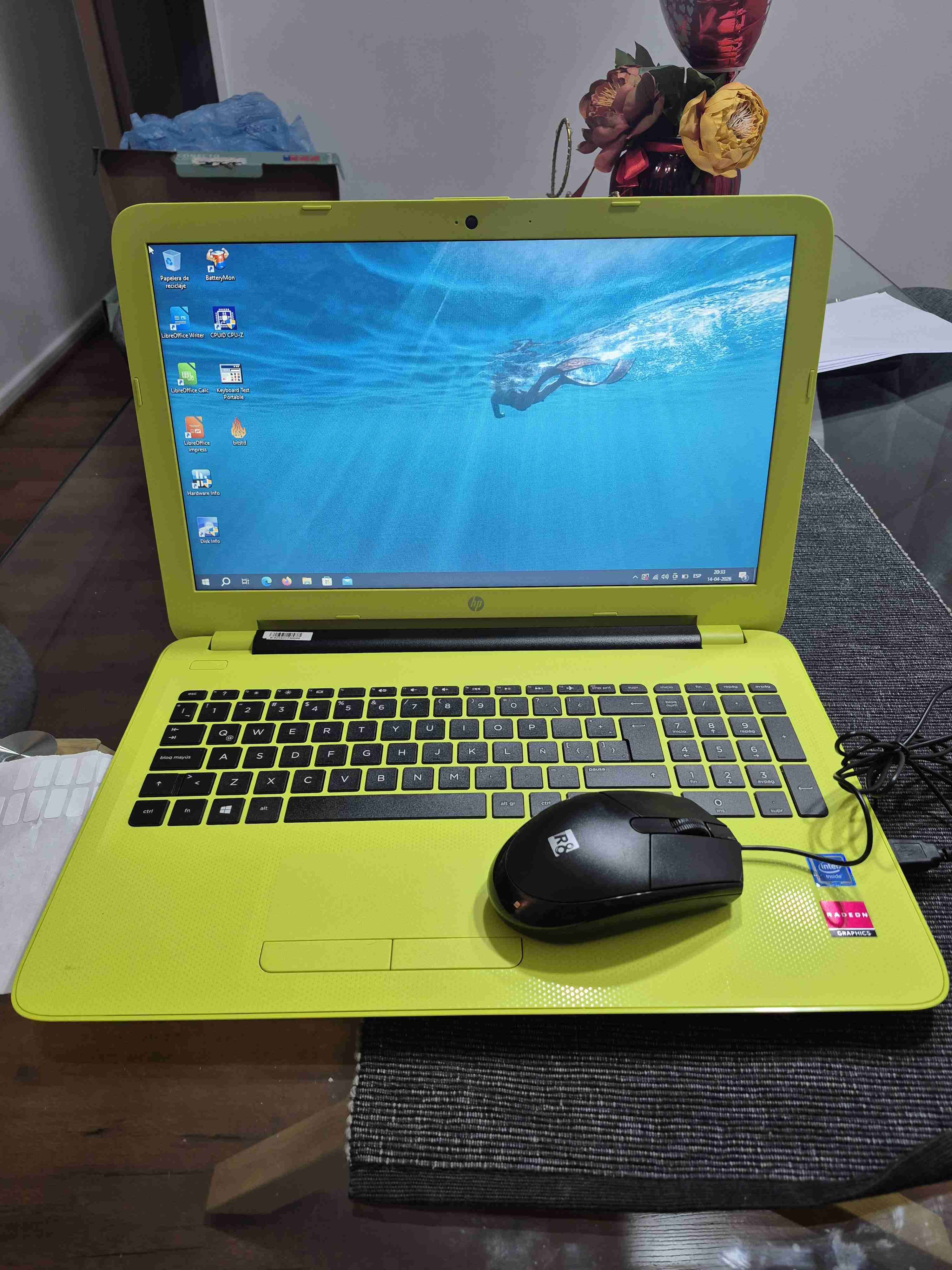 Notebook HP 250 amarillo - 2