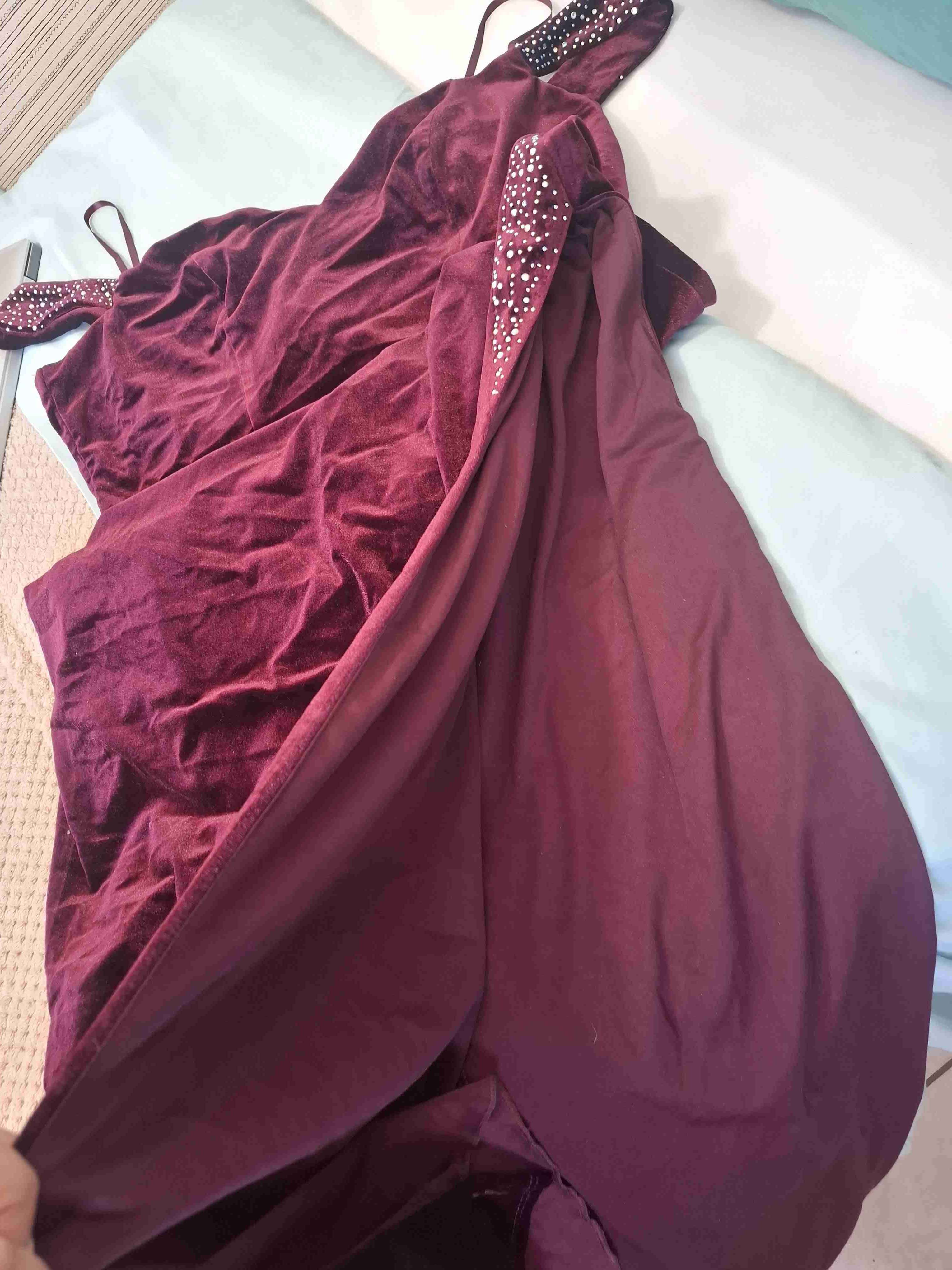 Vestido burdeos con brillo - 3