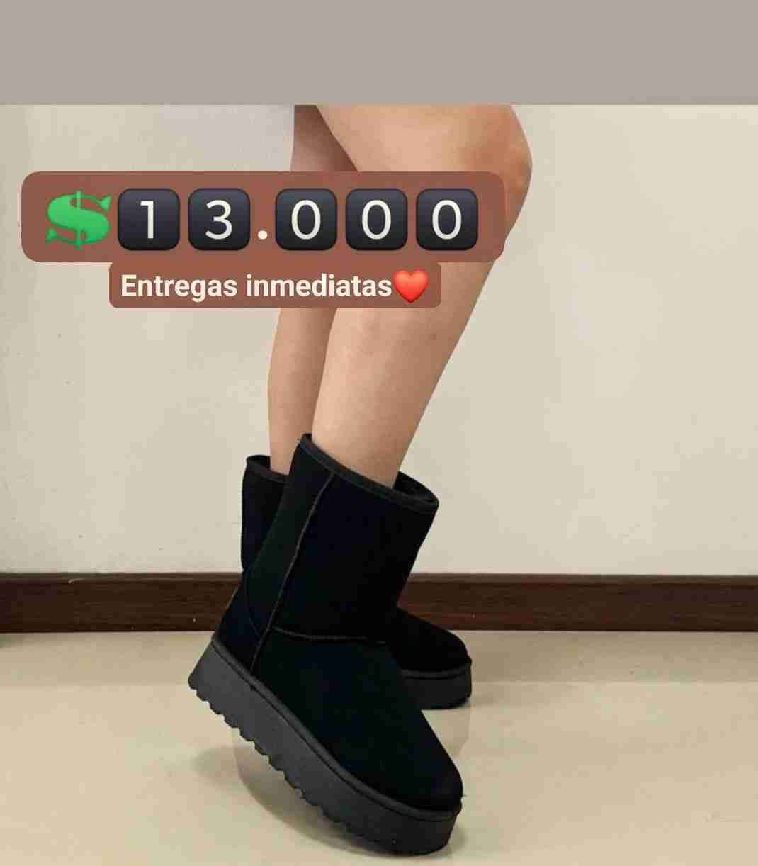 Botas negras de invierno - miniatura 1