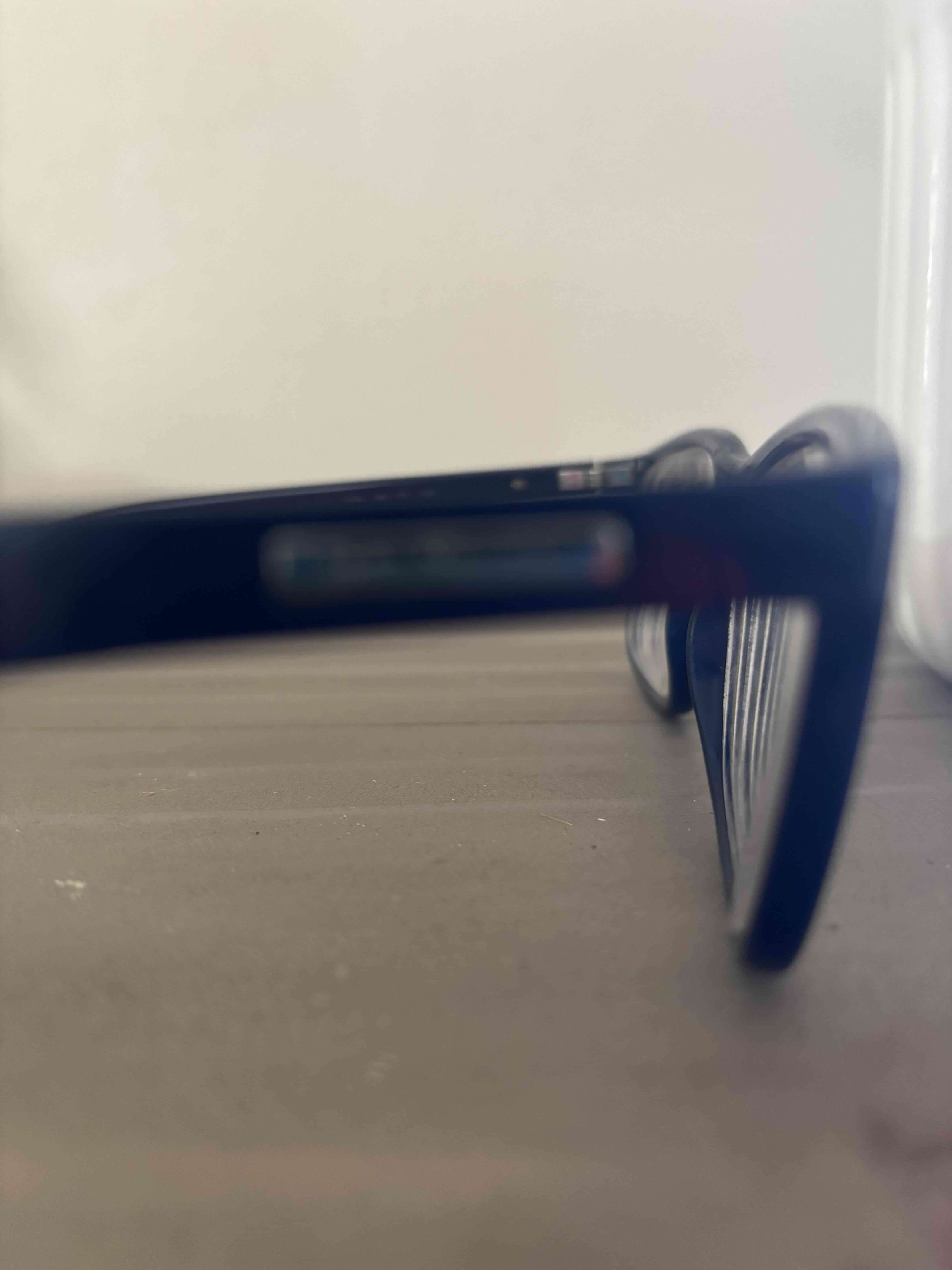 Lentes de lectura negros - miniatura 3